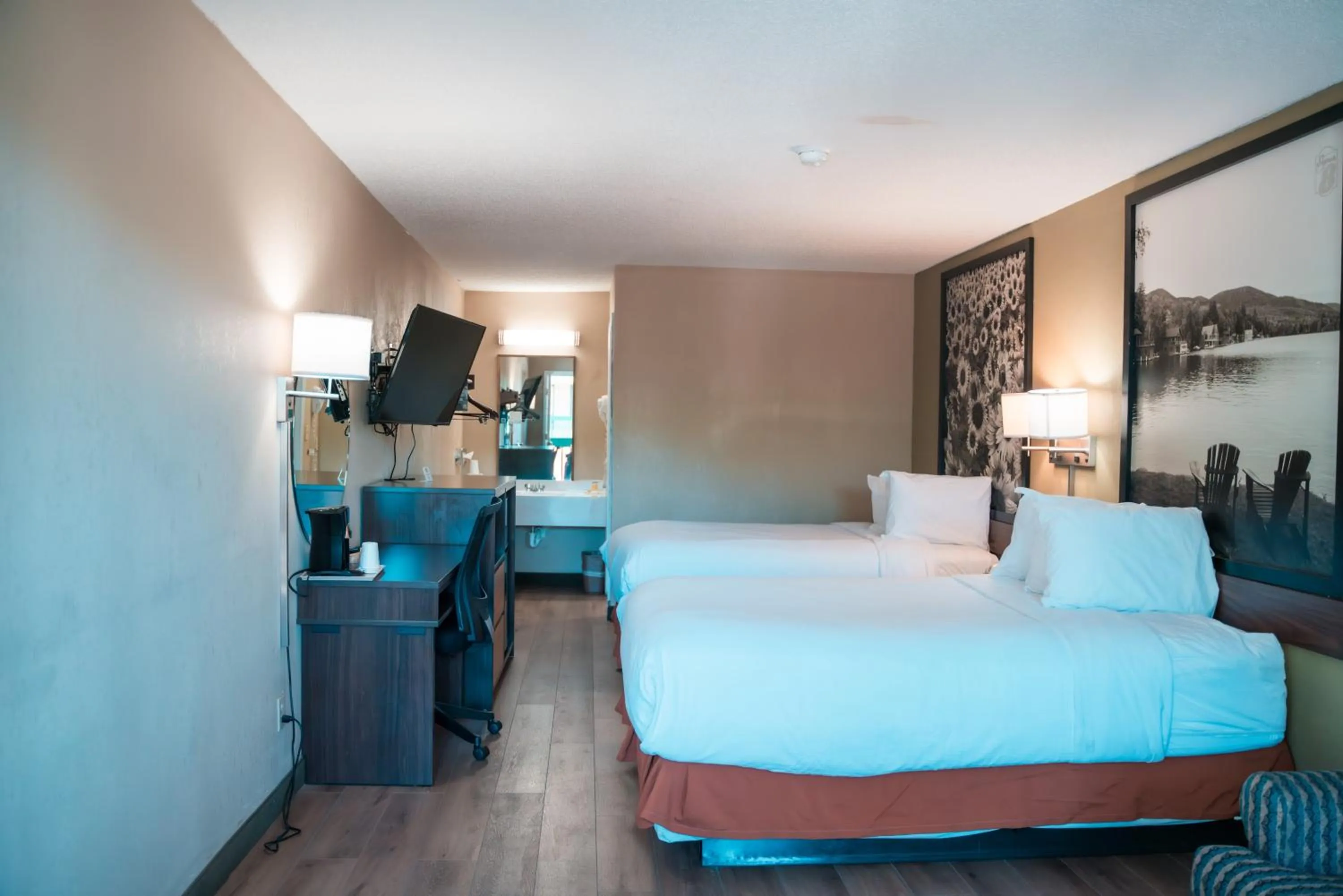 Bed in Super 8 by Wyndham Columbia/Ft. Jackson SC