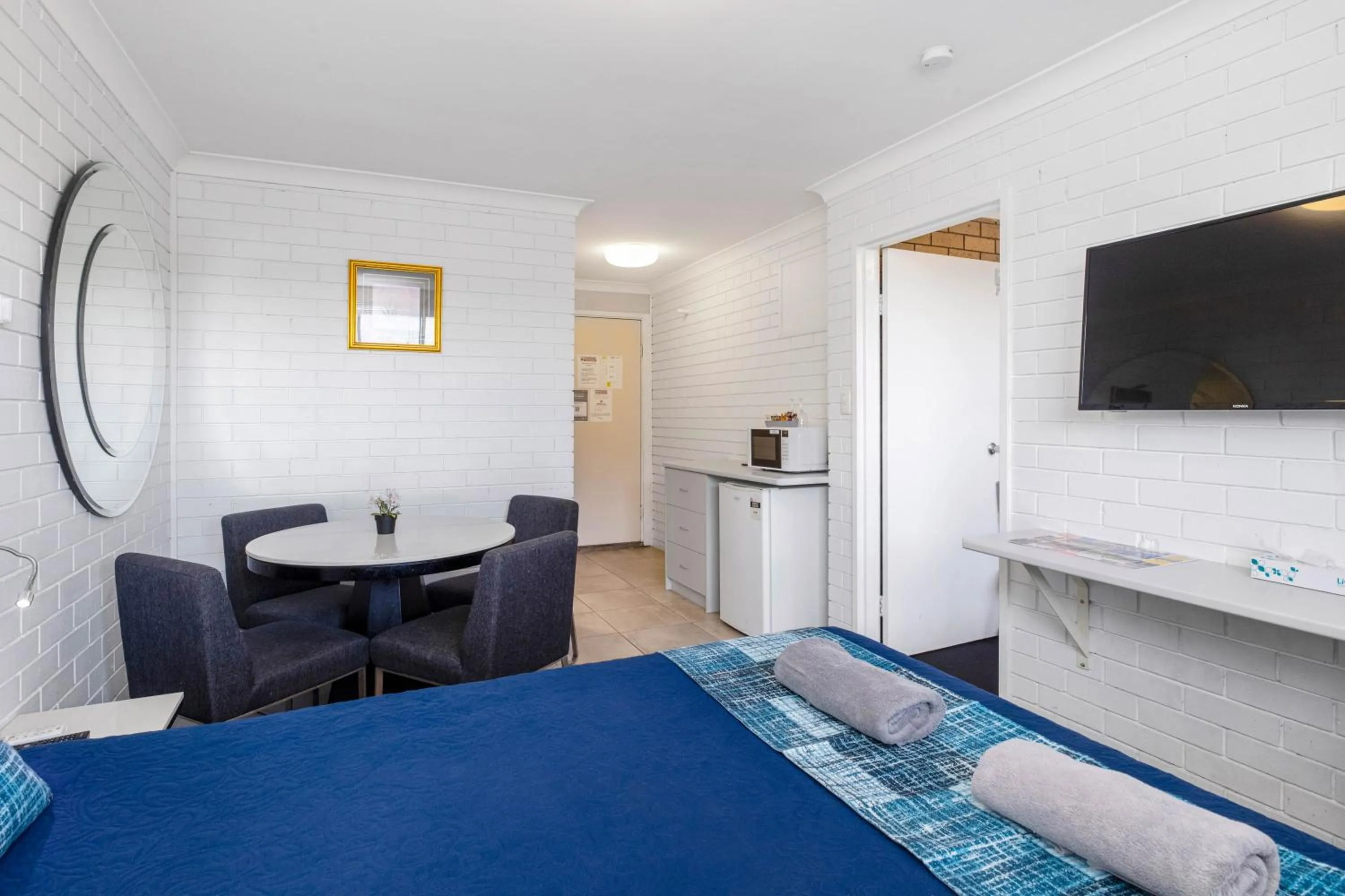 Bed in Leichhardt Motor Inn