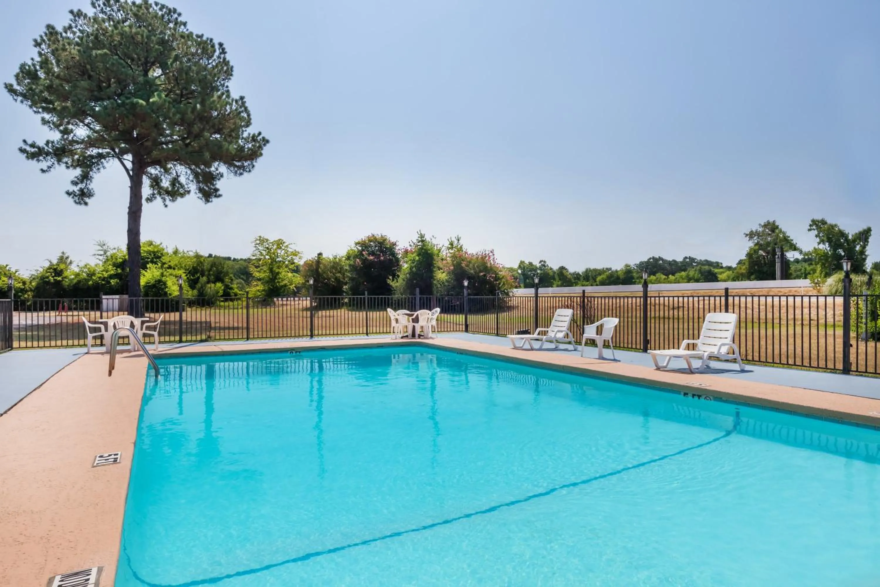 Swimming Pool in Super 8 by Wyndham Longview/I-20