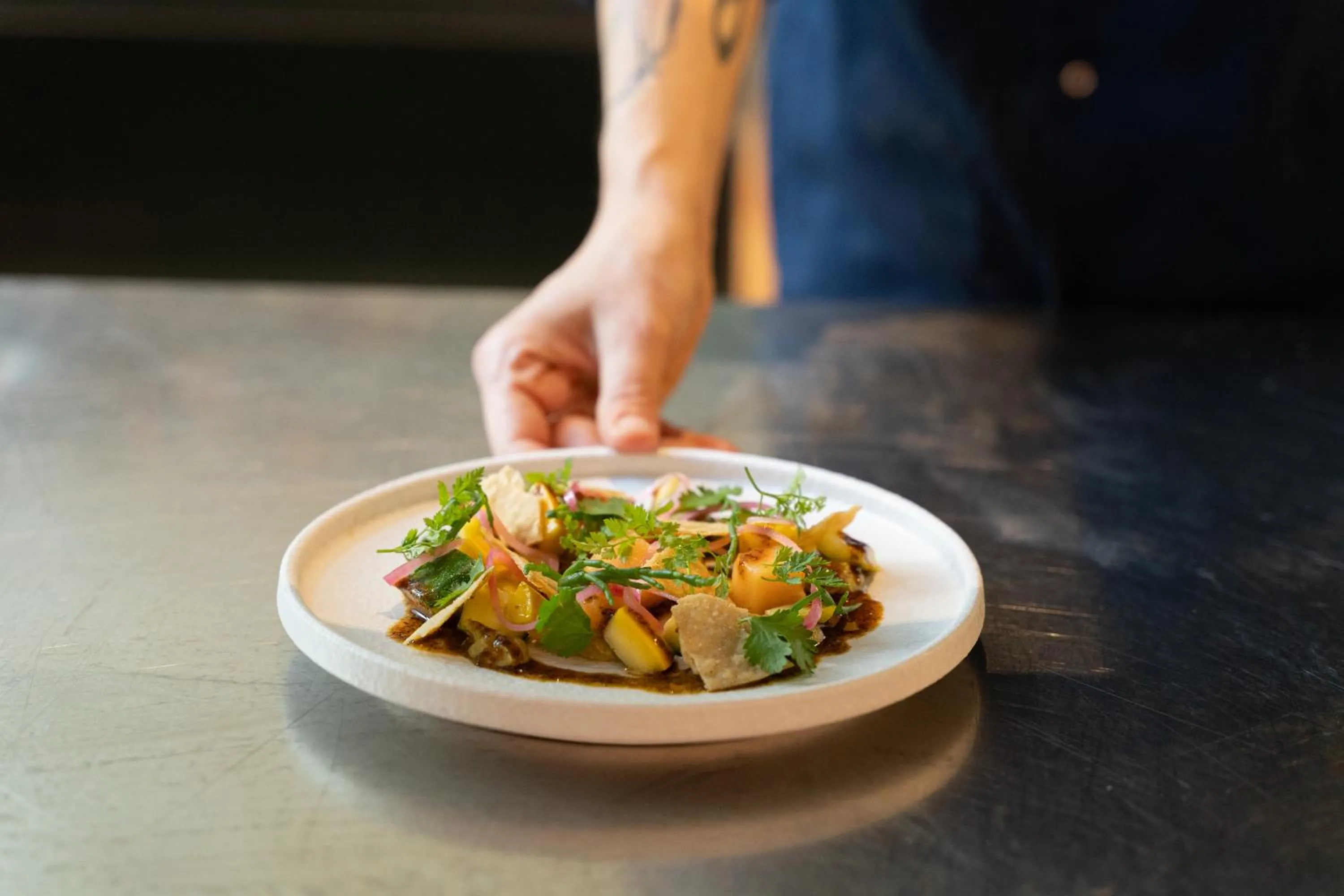 Restaurant/places to eat in Hotel Mercier