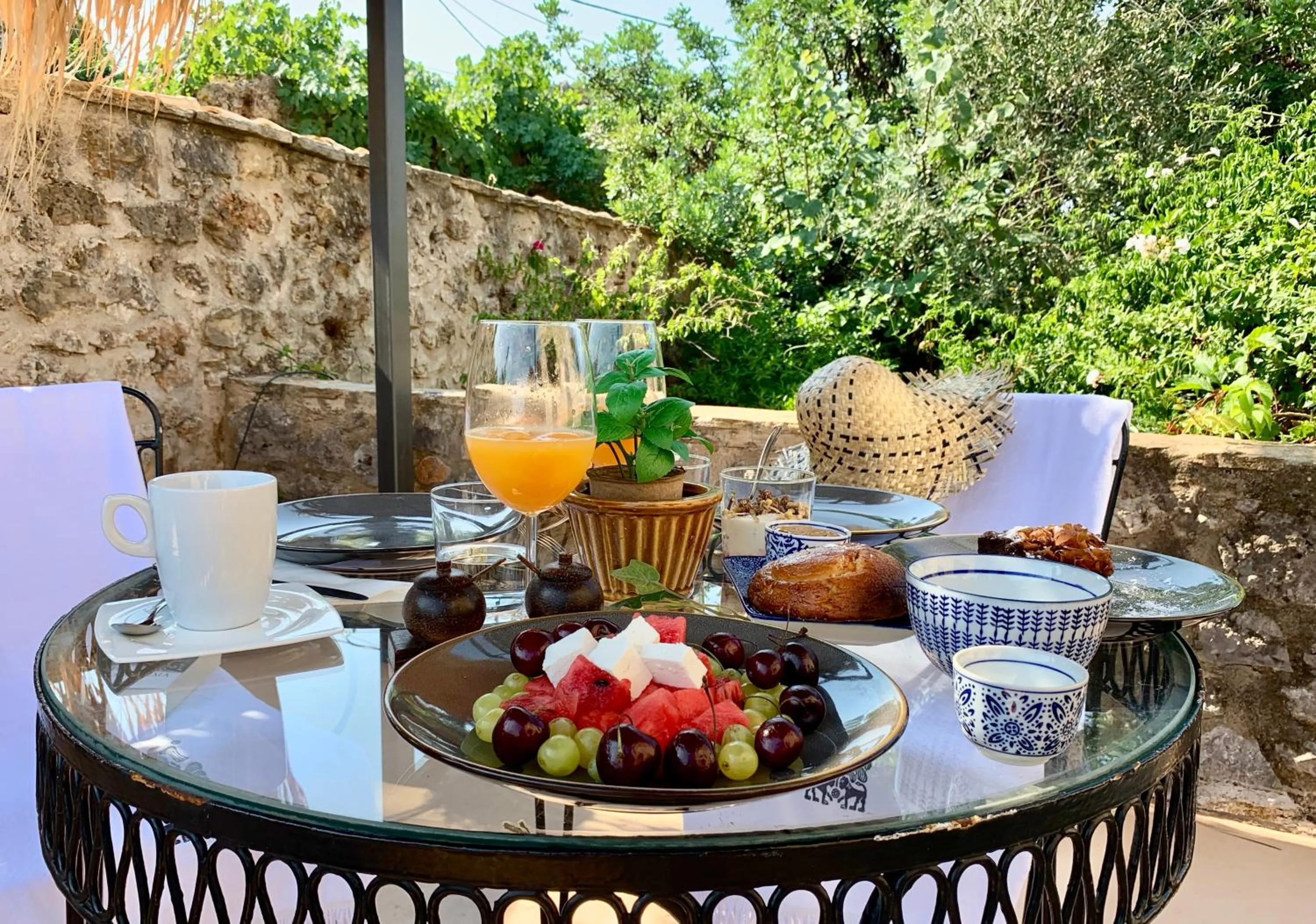Breakfast in Villa Vager Mani Hotel