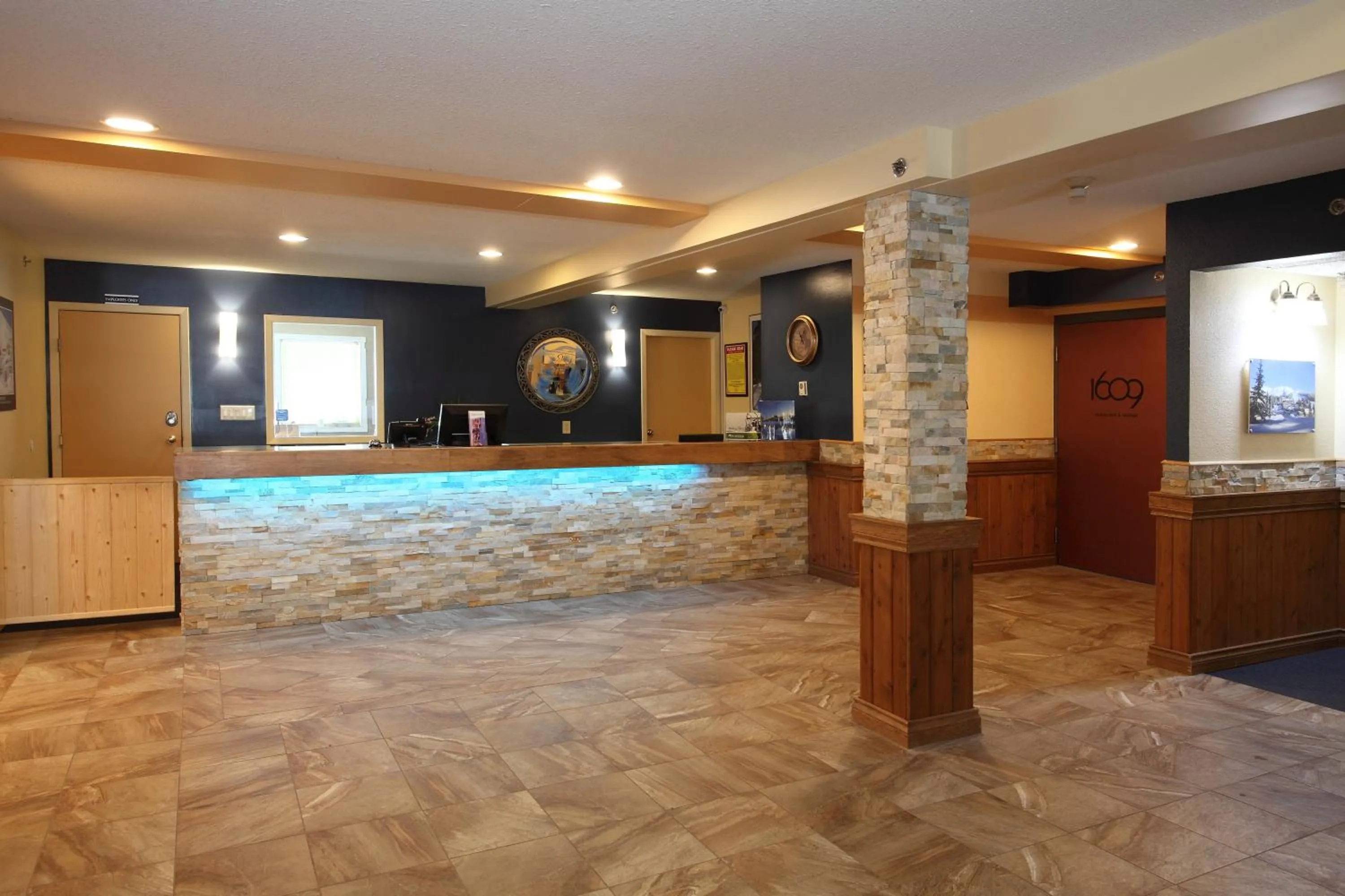 Lobby or reception in The Vance Creek Hotel & Conference Centre