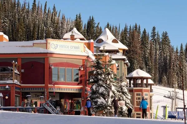 Property building in The Vance Creek Hotel & Conference Centre