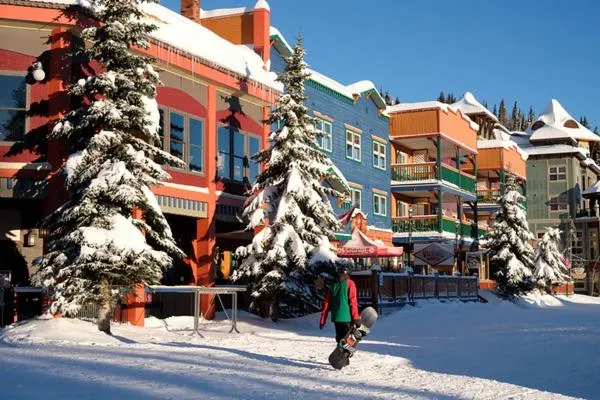 Property building in The Vance Creek Hotel & Conference Centre