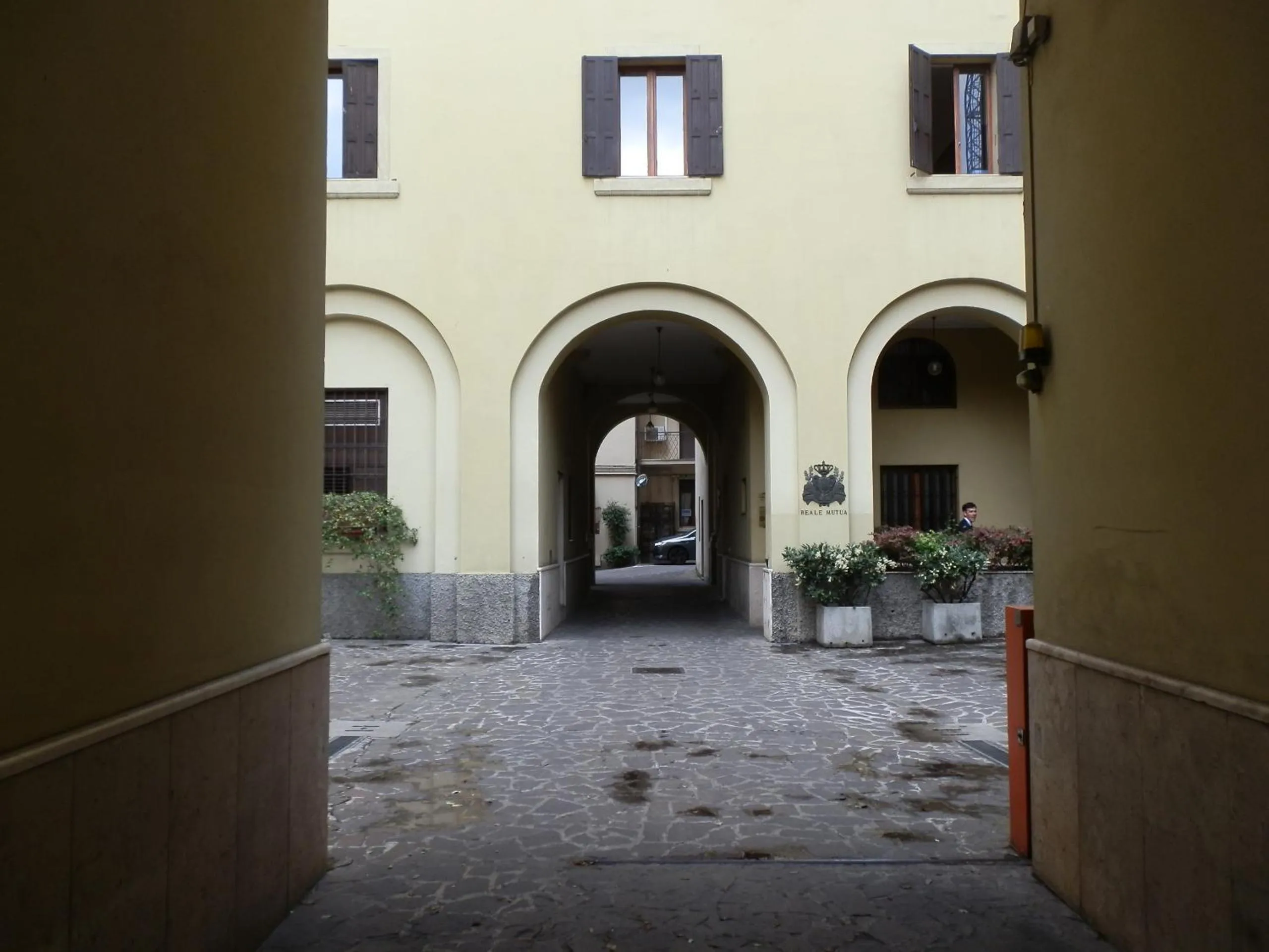 Inner courtyard view in Attico di charme