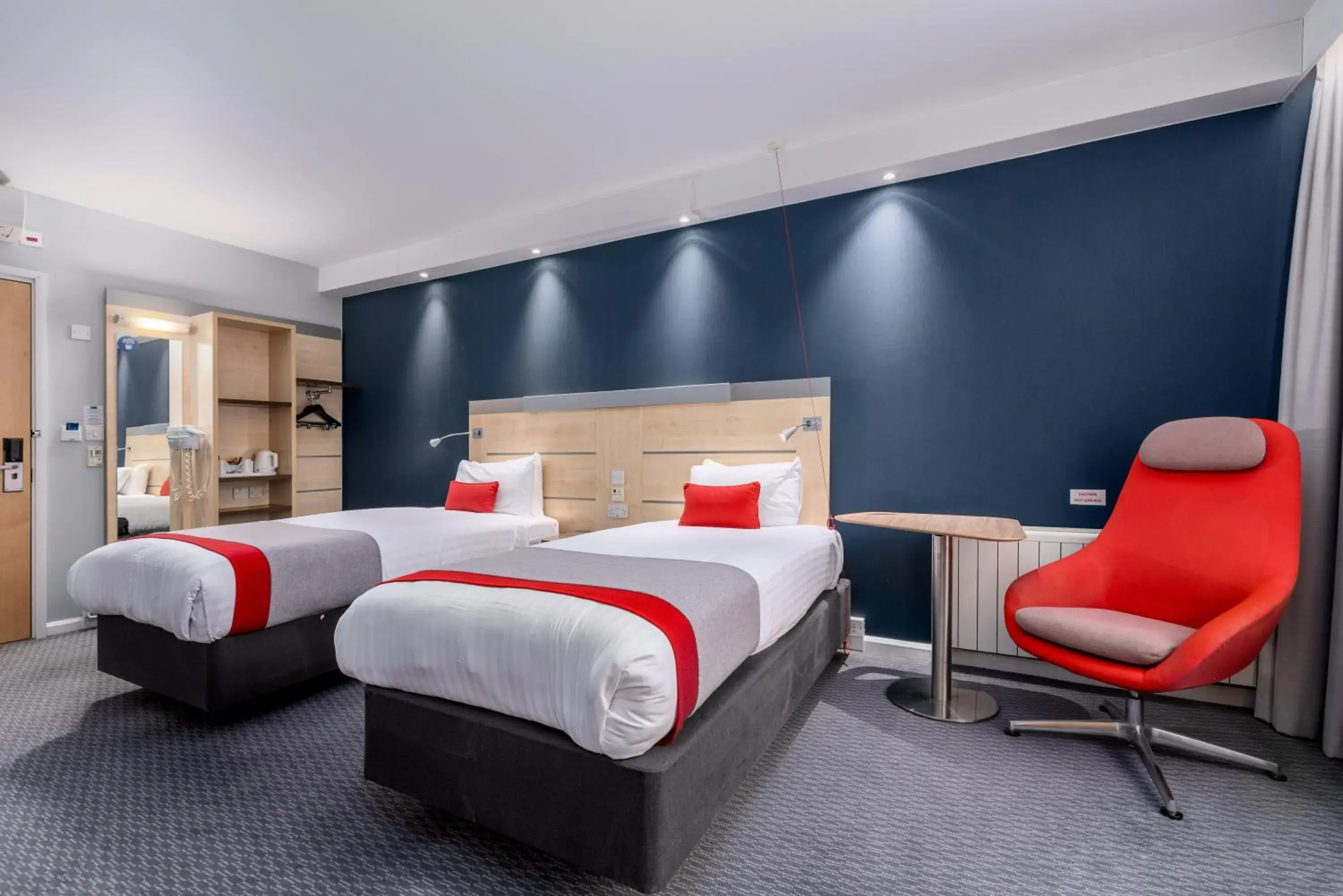 Standard Twin Room with Free Hot Breakfast - Accessible in Holiday Inn Express Burnley M65 Jct 10 by IHG Standard Twin Room with Free Hot Breakfast - Accessible in Holiday Inn Express Burnley M65 Jct 10 by IHG