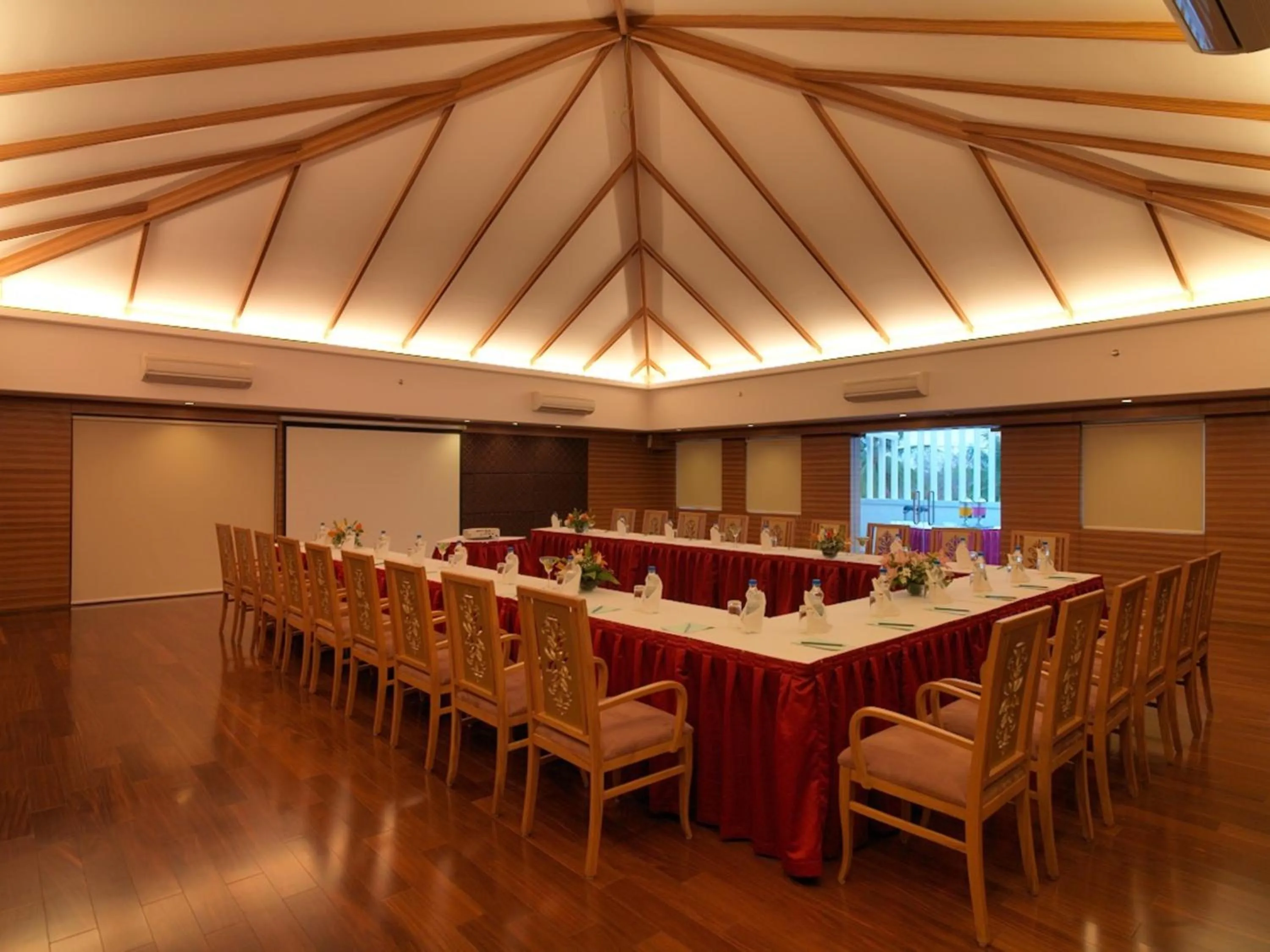 Meeting/conference room in Goldfinch Retreat Bangalore