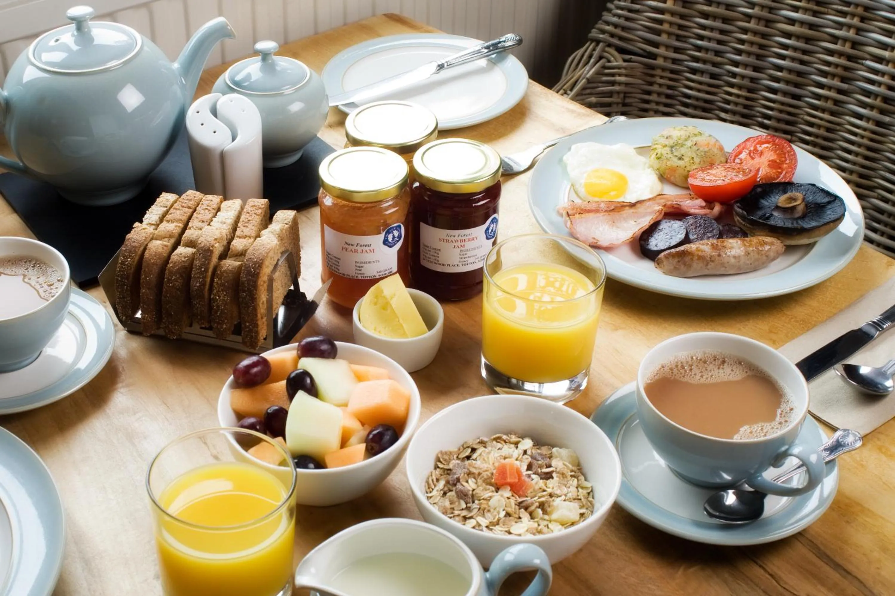 English/Irish breakfast in Cottage Lodge Hotel