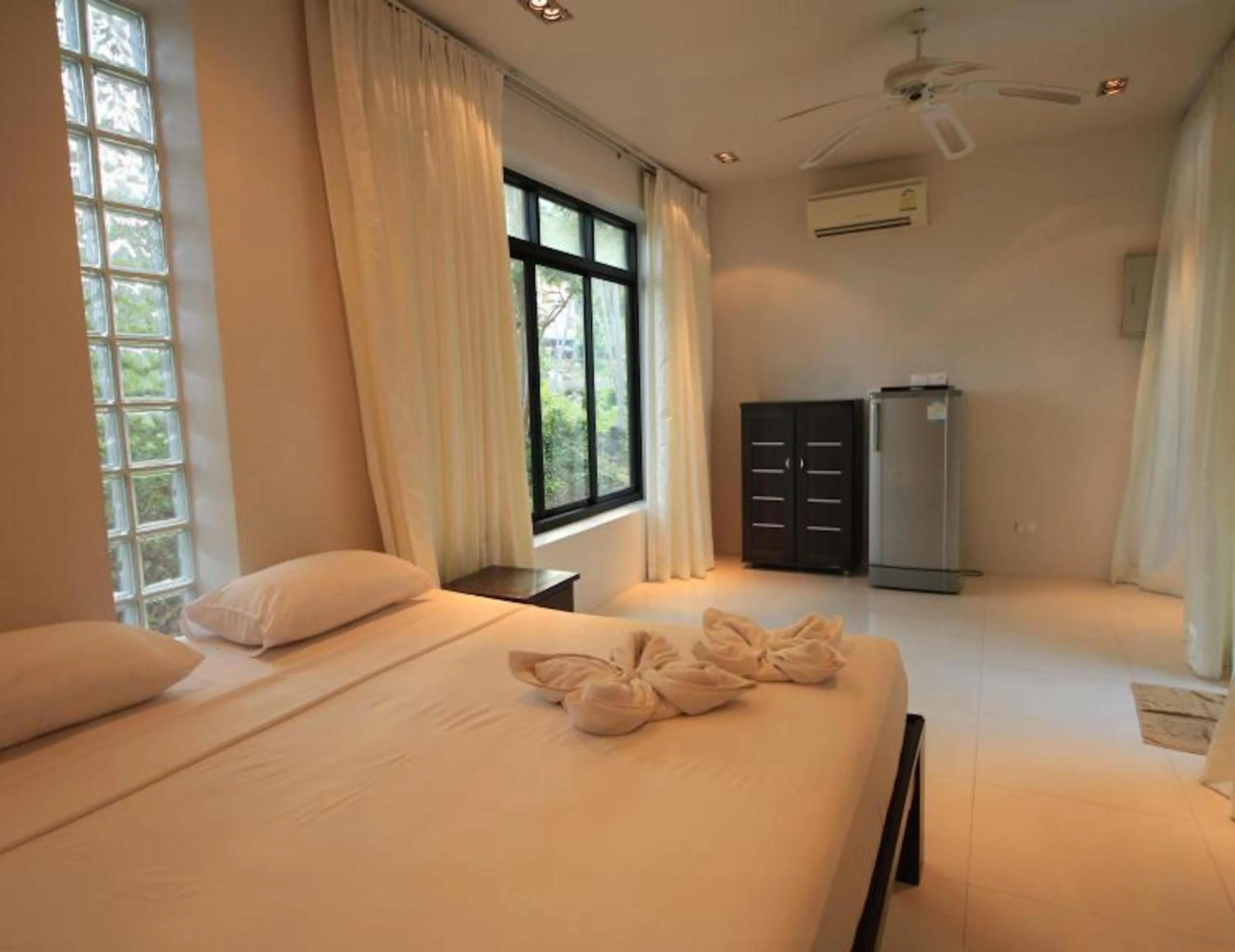 Bedroom, Bed in Superpro Samui