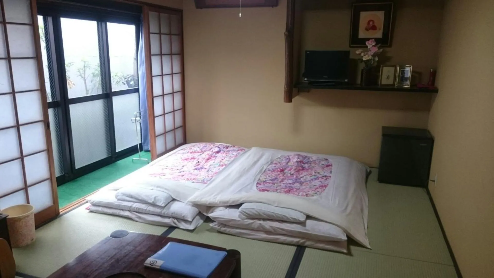 Photo of the whole room, Bed in Takigawa Ryokan