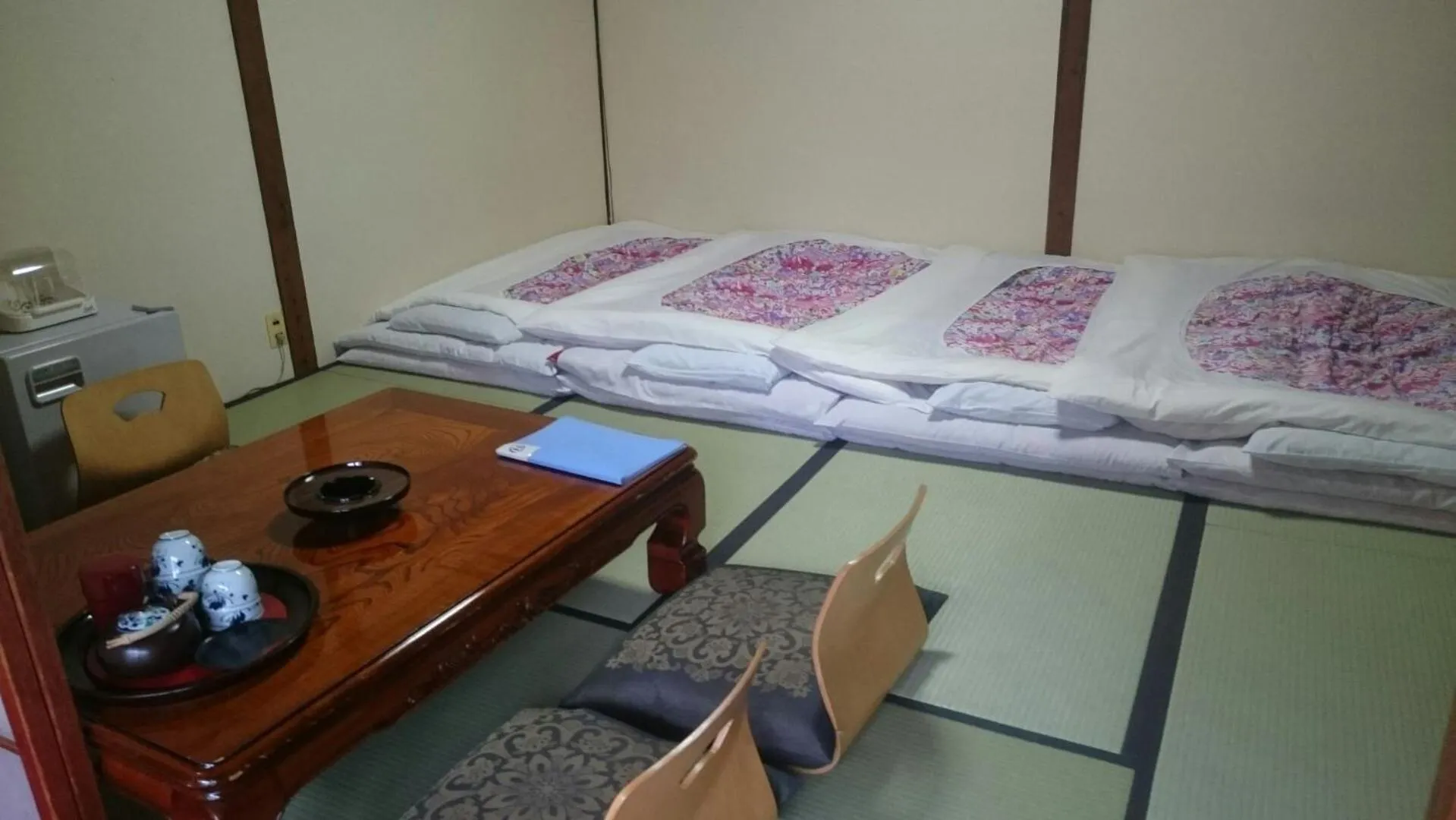 Photo of the whole room, Bed in Takigawa Ryokan