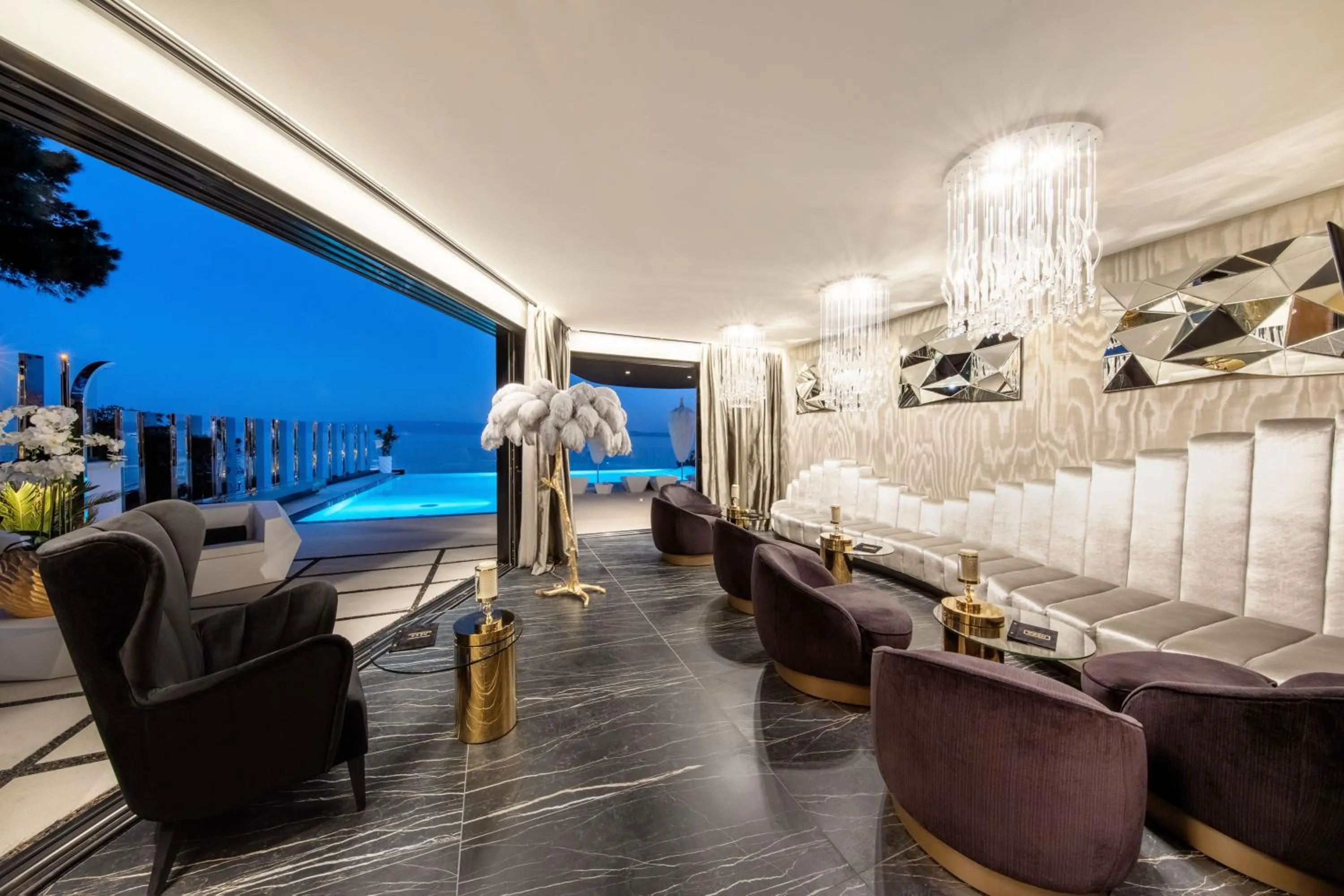 Lounge or bar in Posh Residence Luxury Suites