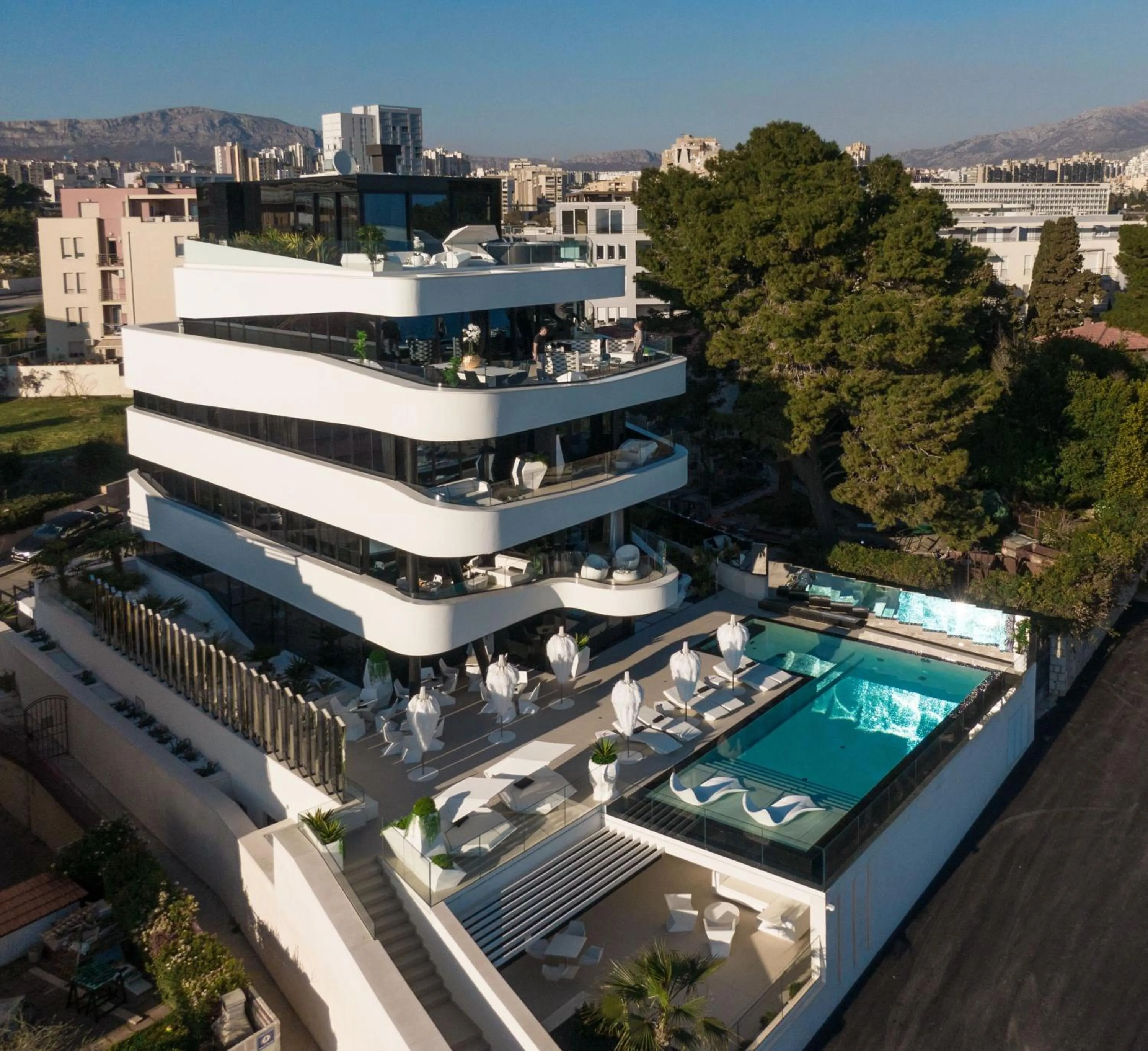 Neighbourhood in Posh Residence Luxury Suites