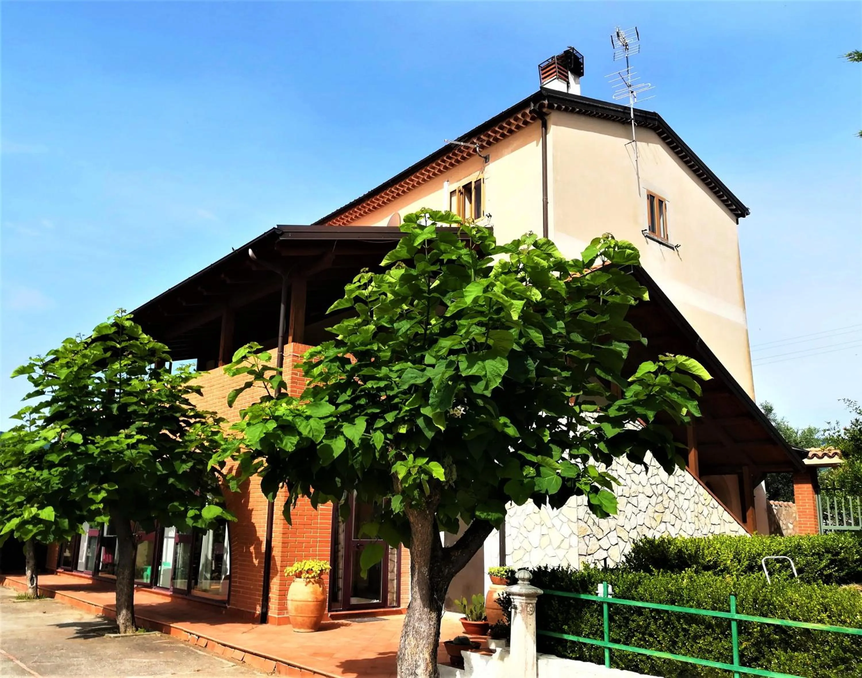 Property building in La dimora di Radha B&B Centro Olistico