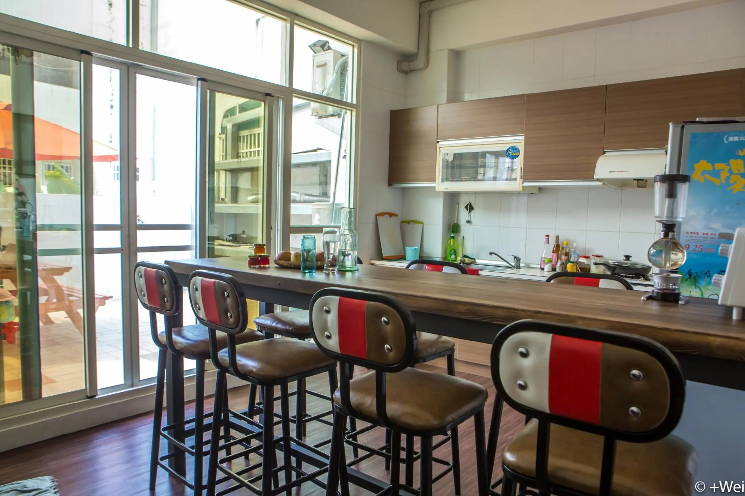 Communal kitchen in Shining Forest Hostel