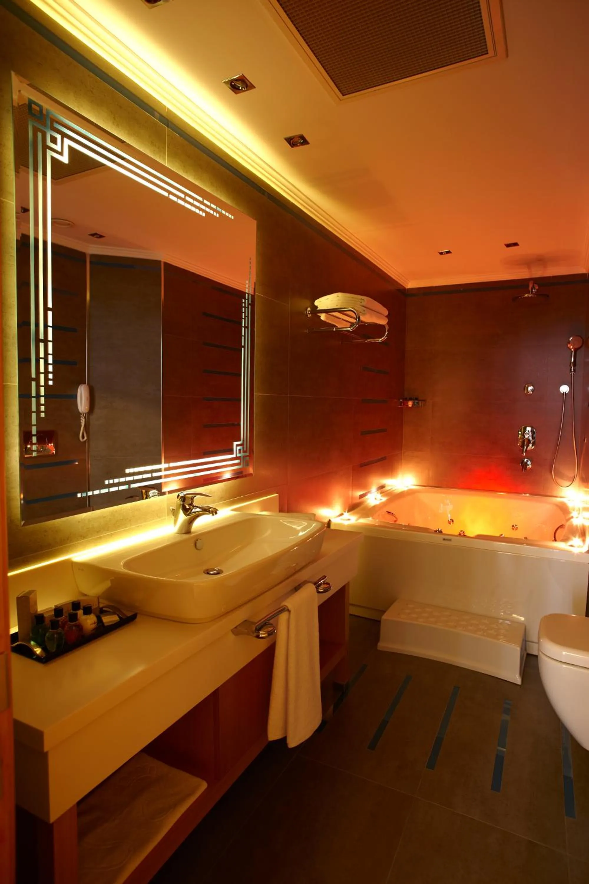 Bathroom in dovsOtel