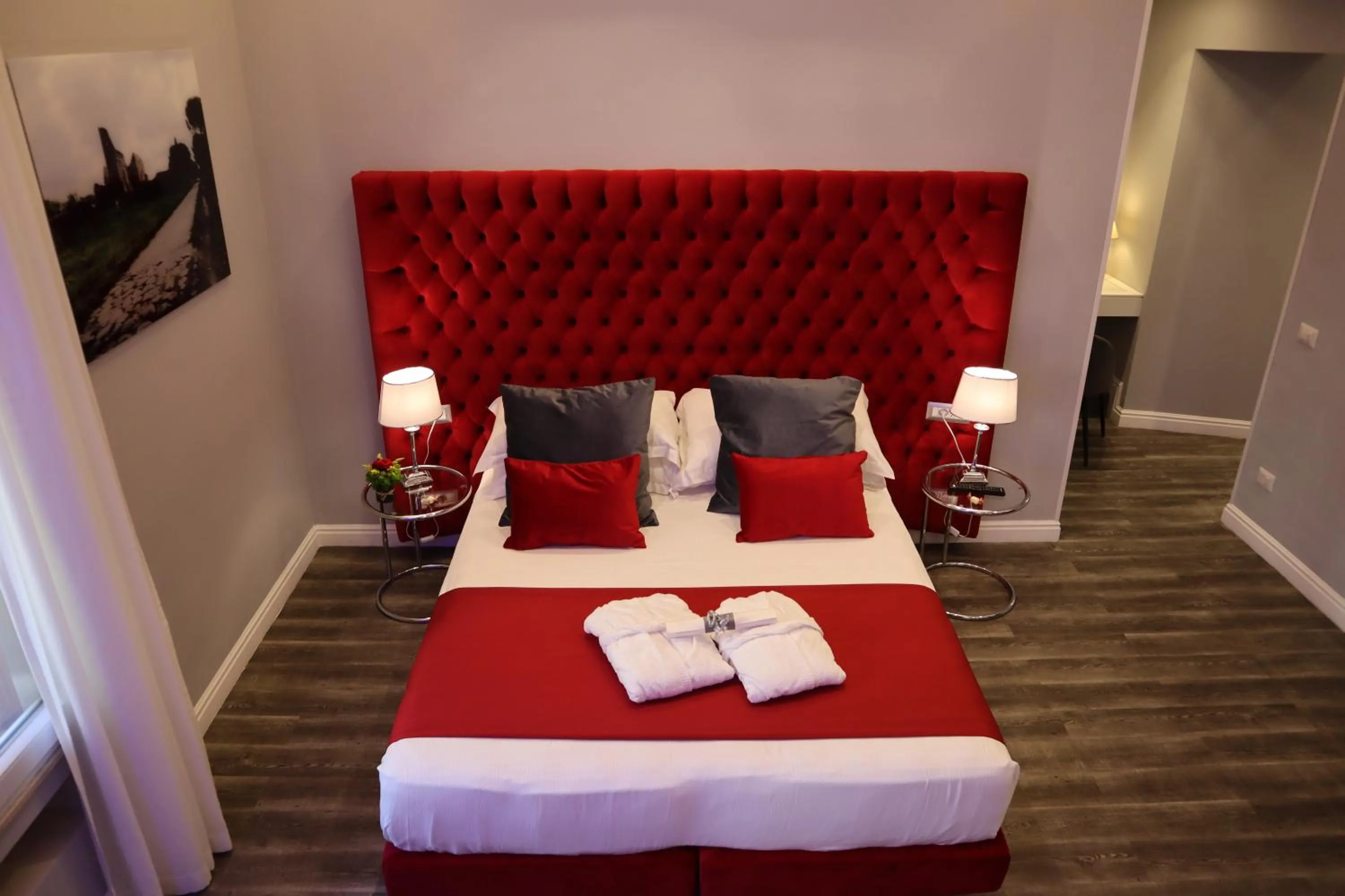 Bed in MILLINA SUITES IN NAVONA
