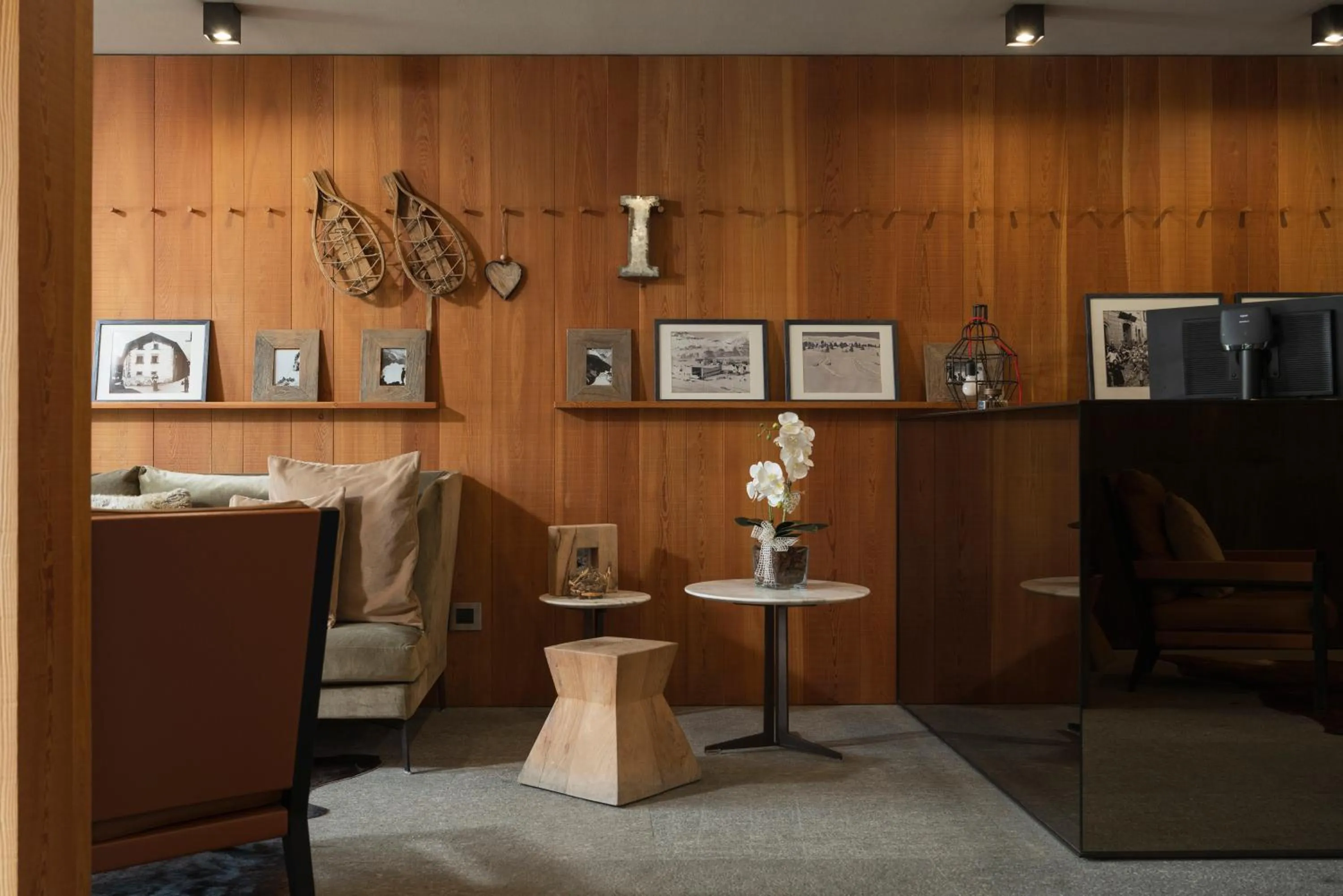 Lobby or reception in Eden Hotel