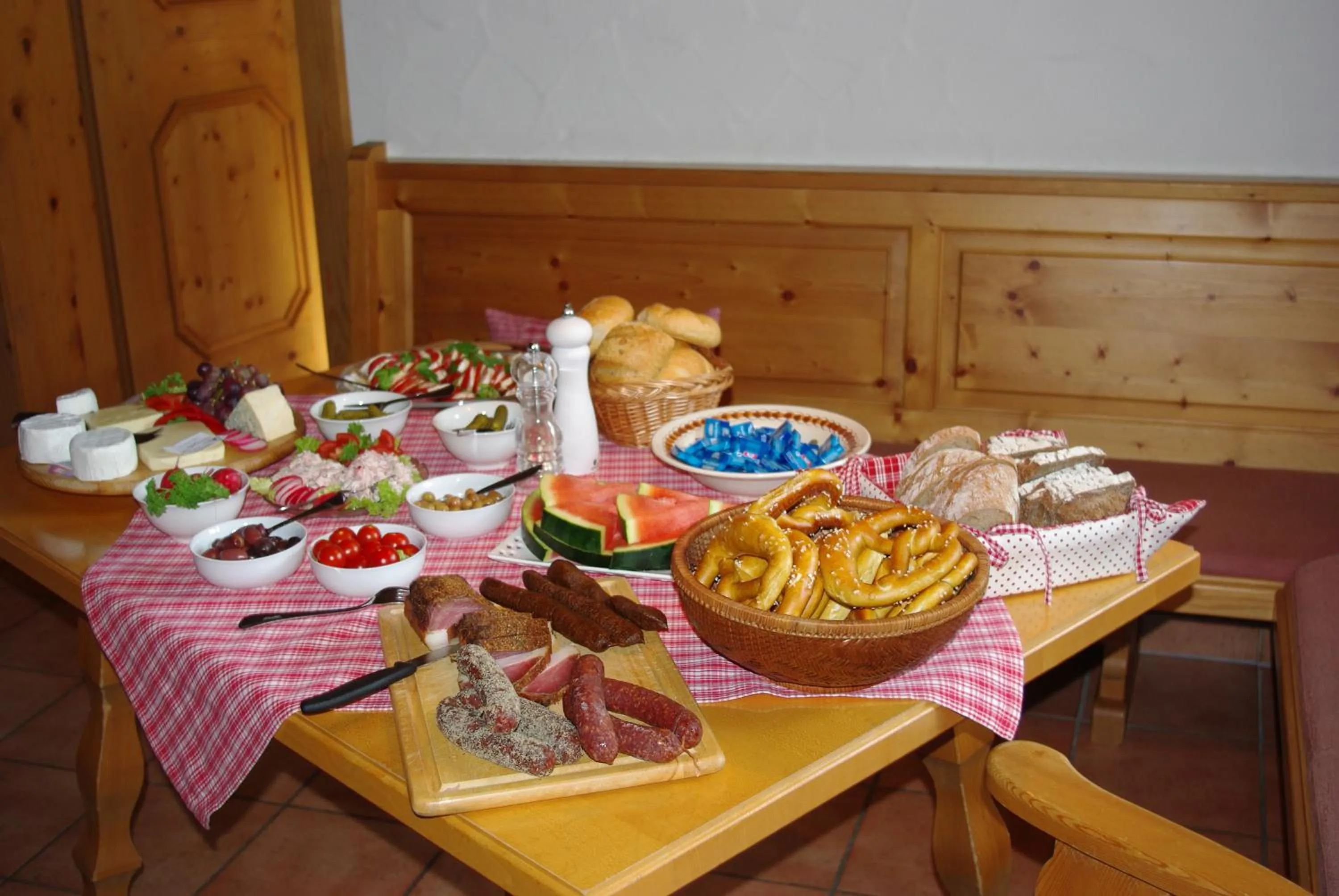 Food and drinks in Hotel-Pension Heike