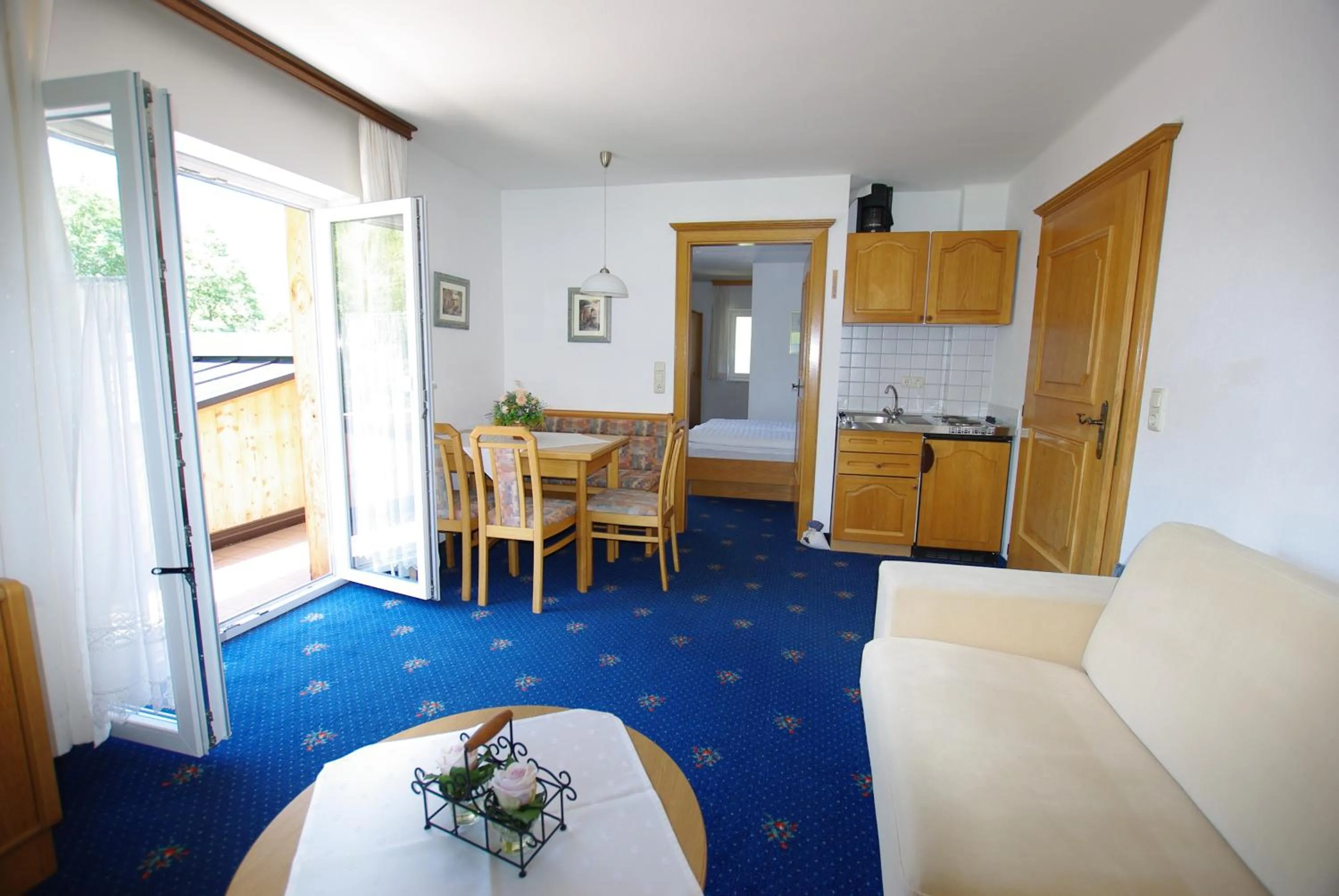 Photo of the whole room in Hotel-Pension Heike