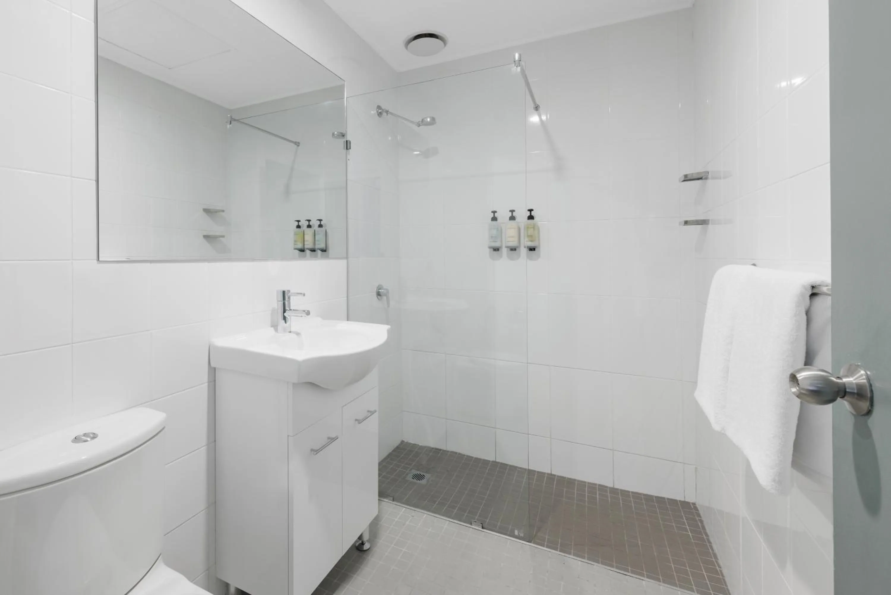 Bathroom in Vulcan Hotel Sydney