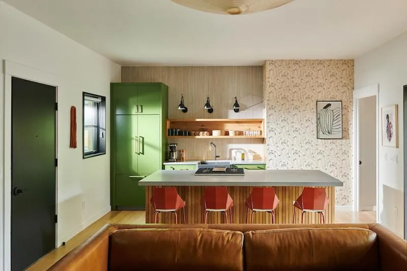 Kitchen or kitchenette in Woodstock Way Hotel