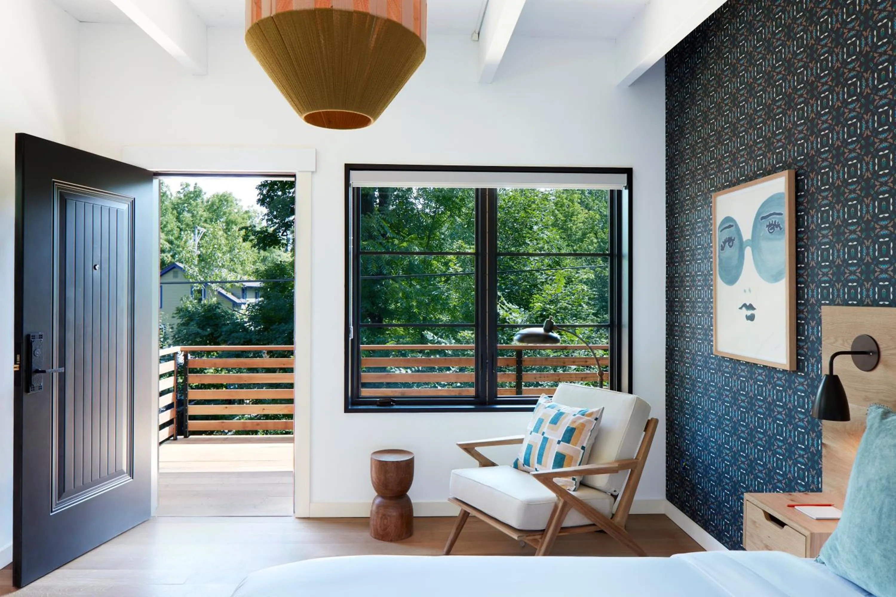 Bedroom in Woodstock Way Hotel