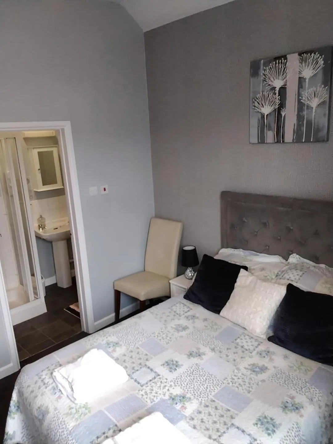 Bed in The Chase Inn