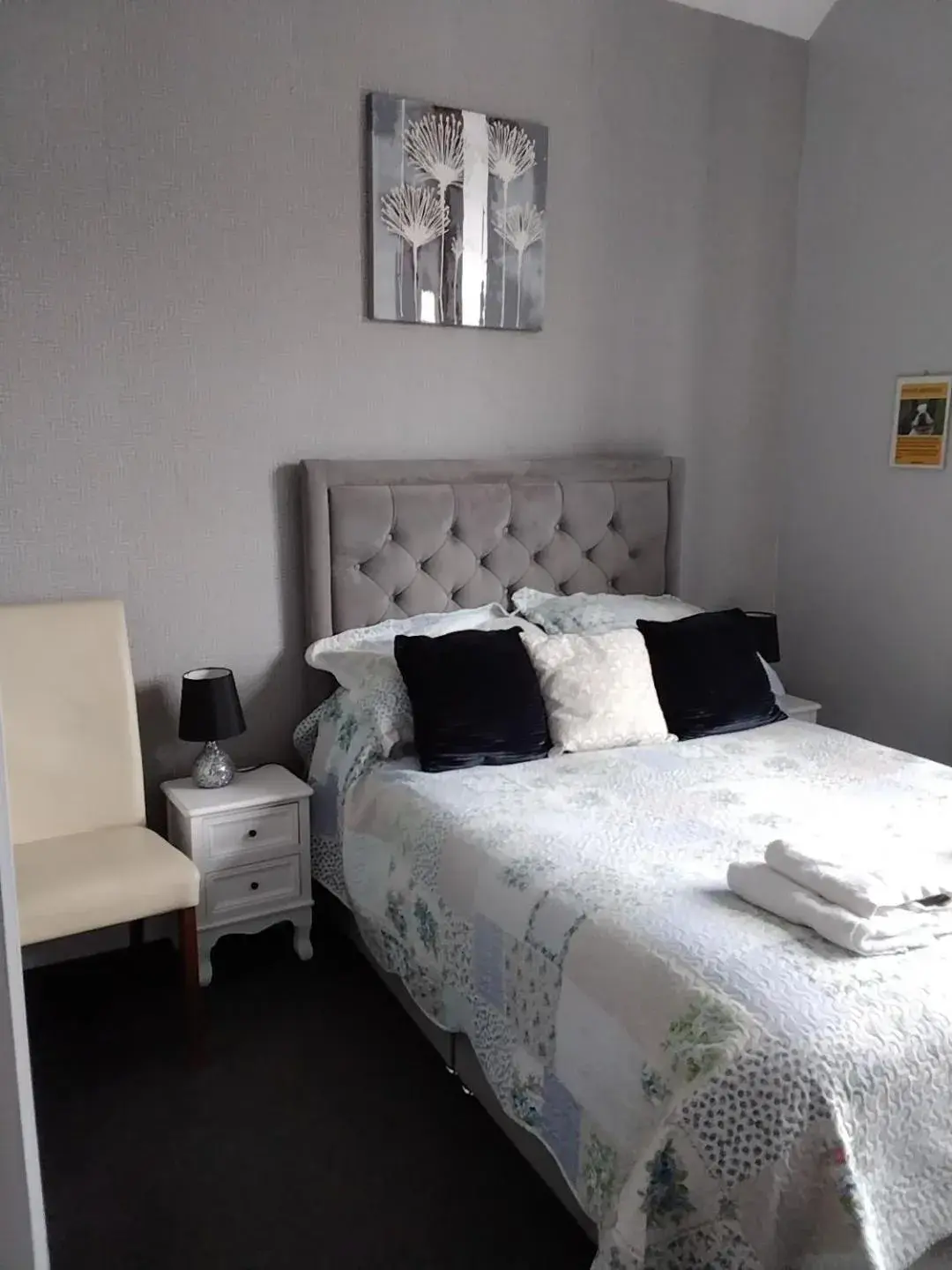 Double Room in The Chase Inn Double Room in The Chase Inn