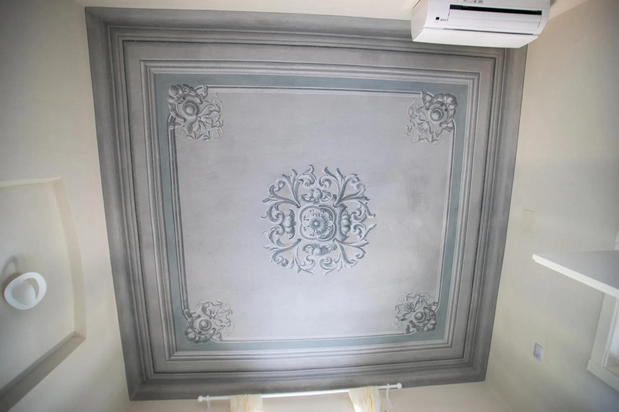 Decorative detail in BB CÀ DE MÂ