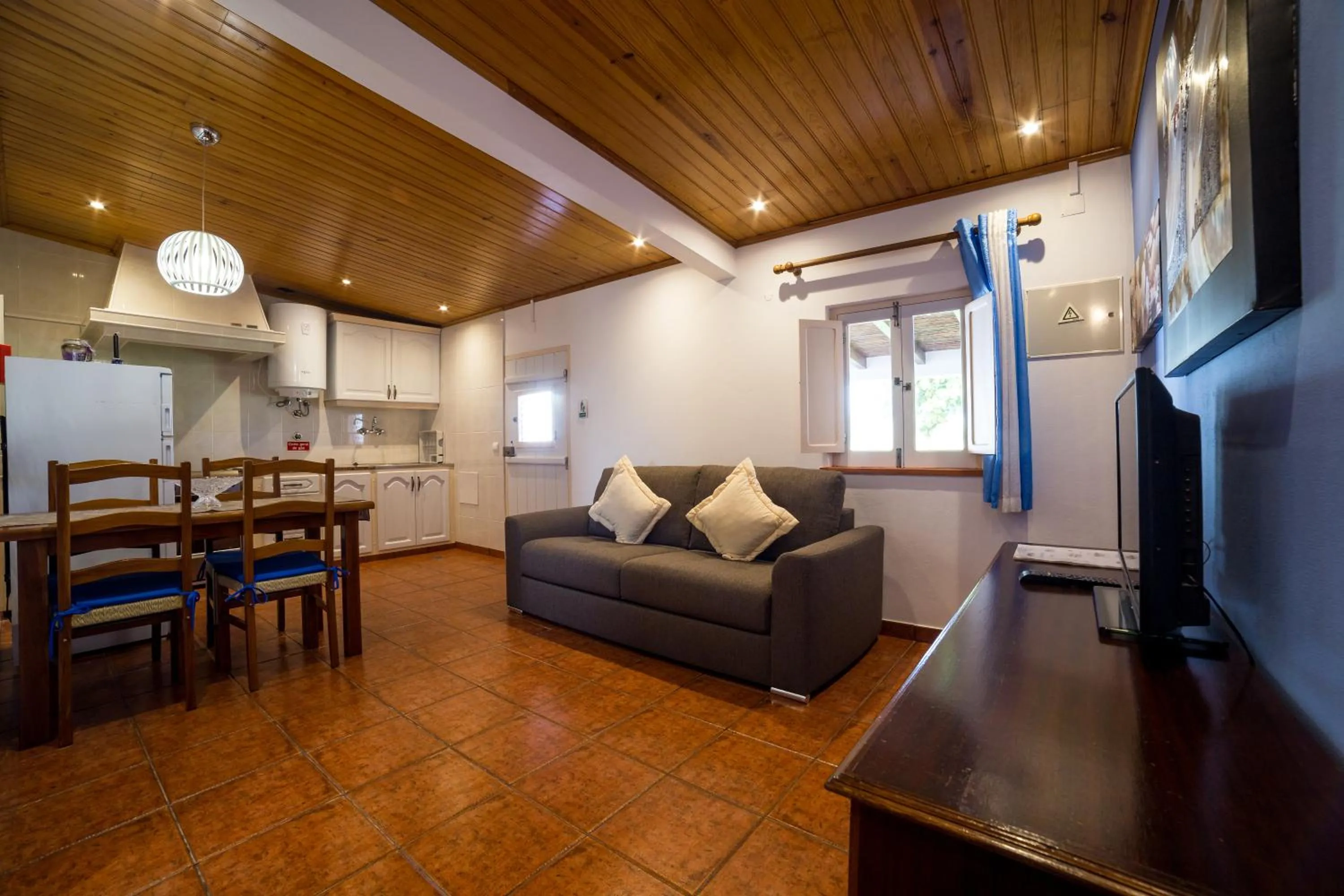 Kitchen or kitchenette in Monte do Zeca