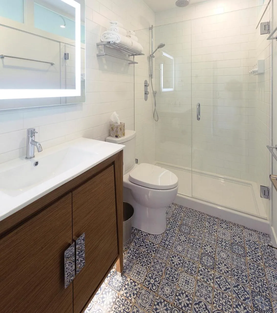 Shower in Artisan Suites on Bowen