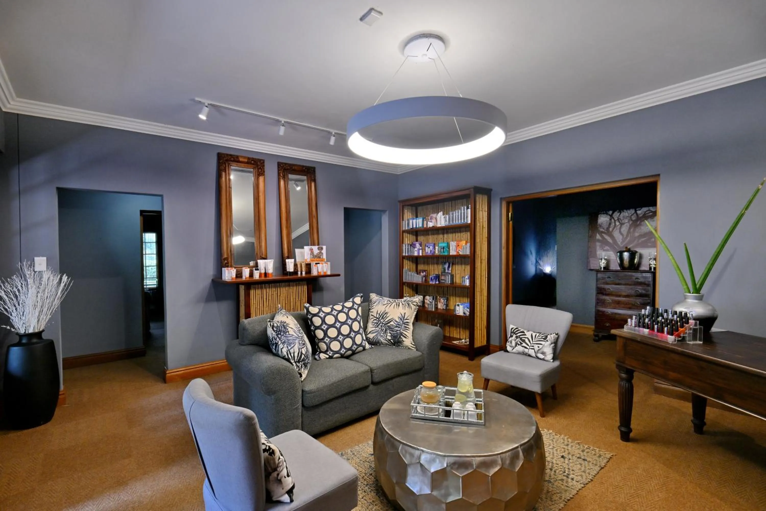 Champagne Castle Hotel