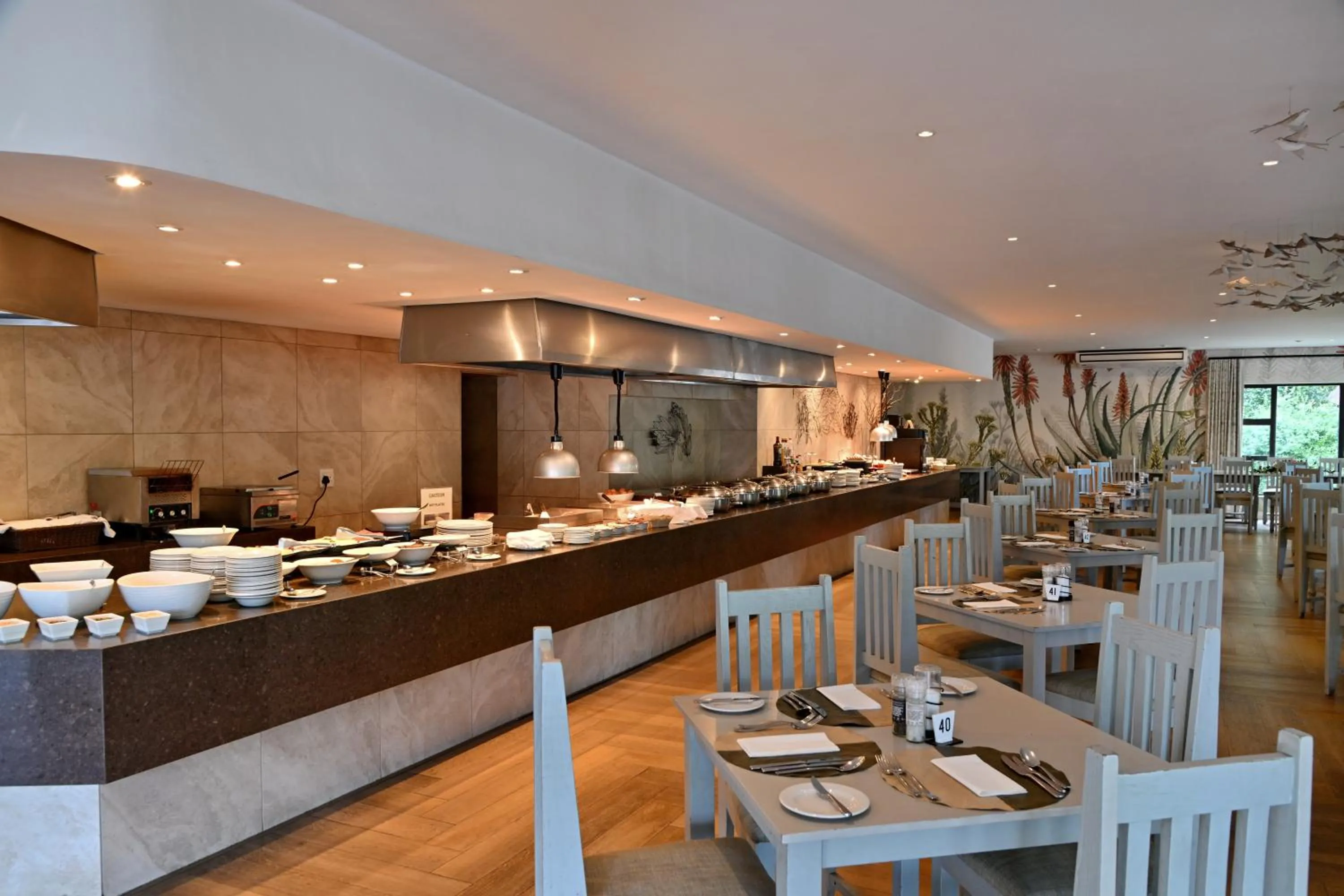 Champagne Castle Hotel