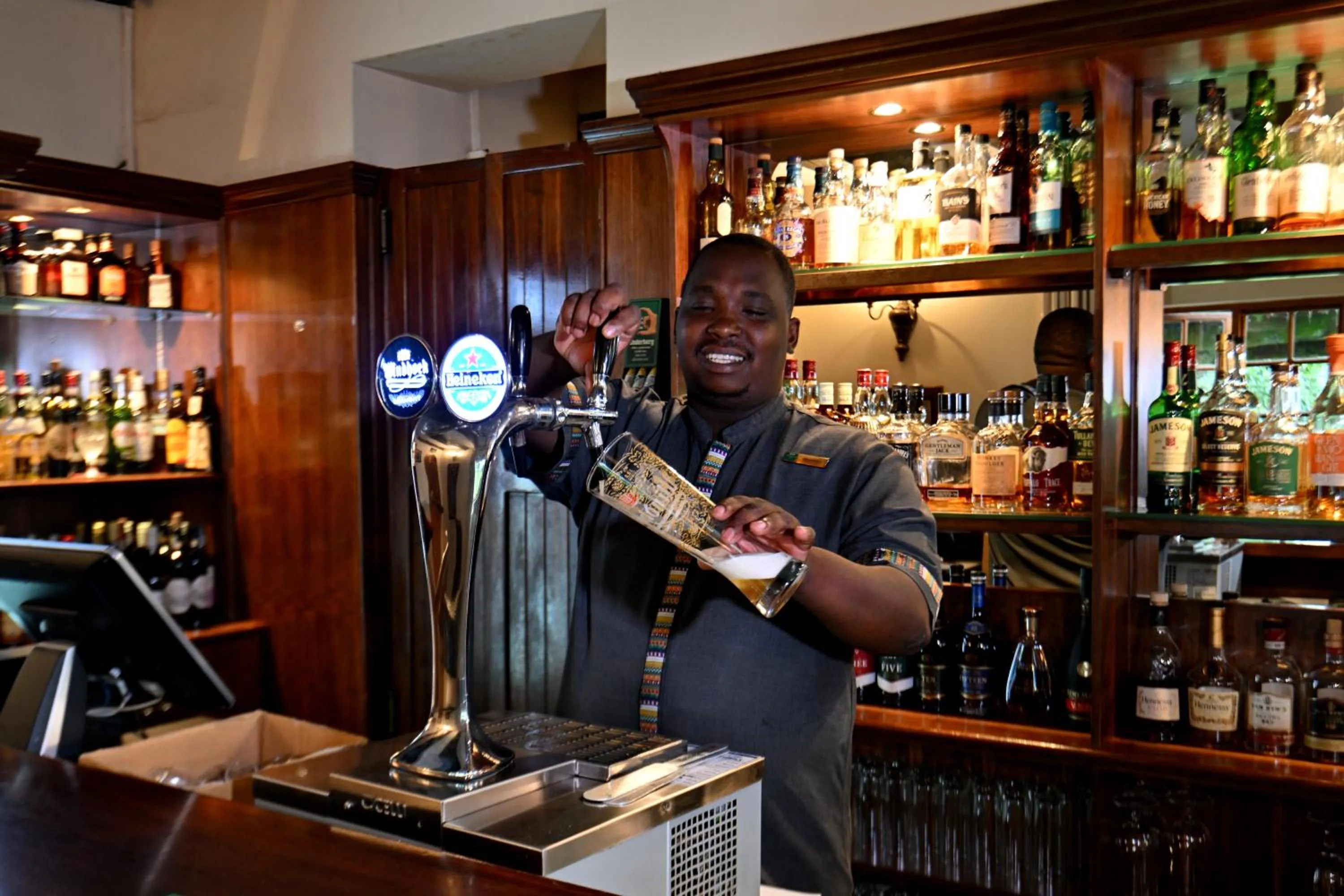 Champagne Castle Hotel