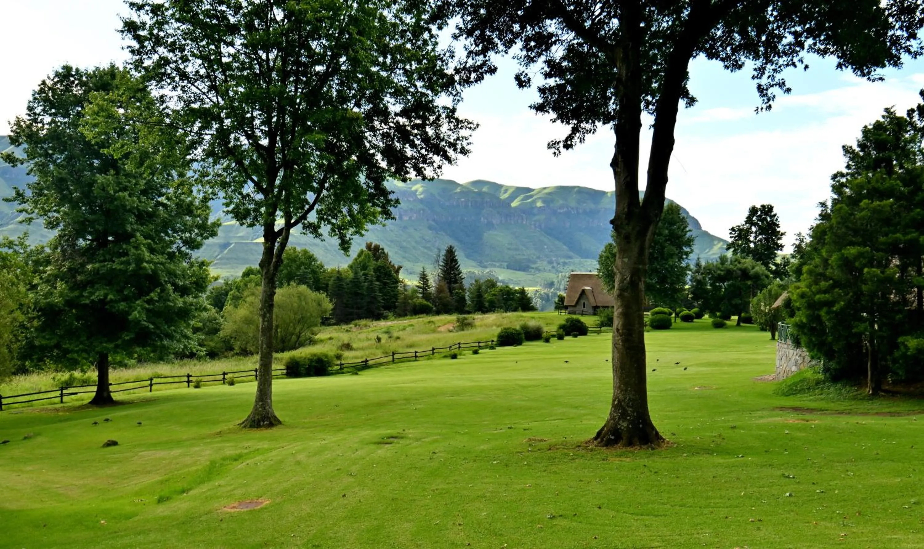 Champagne Castle Hotel