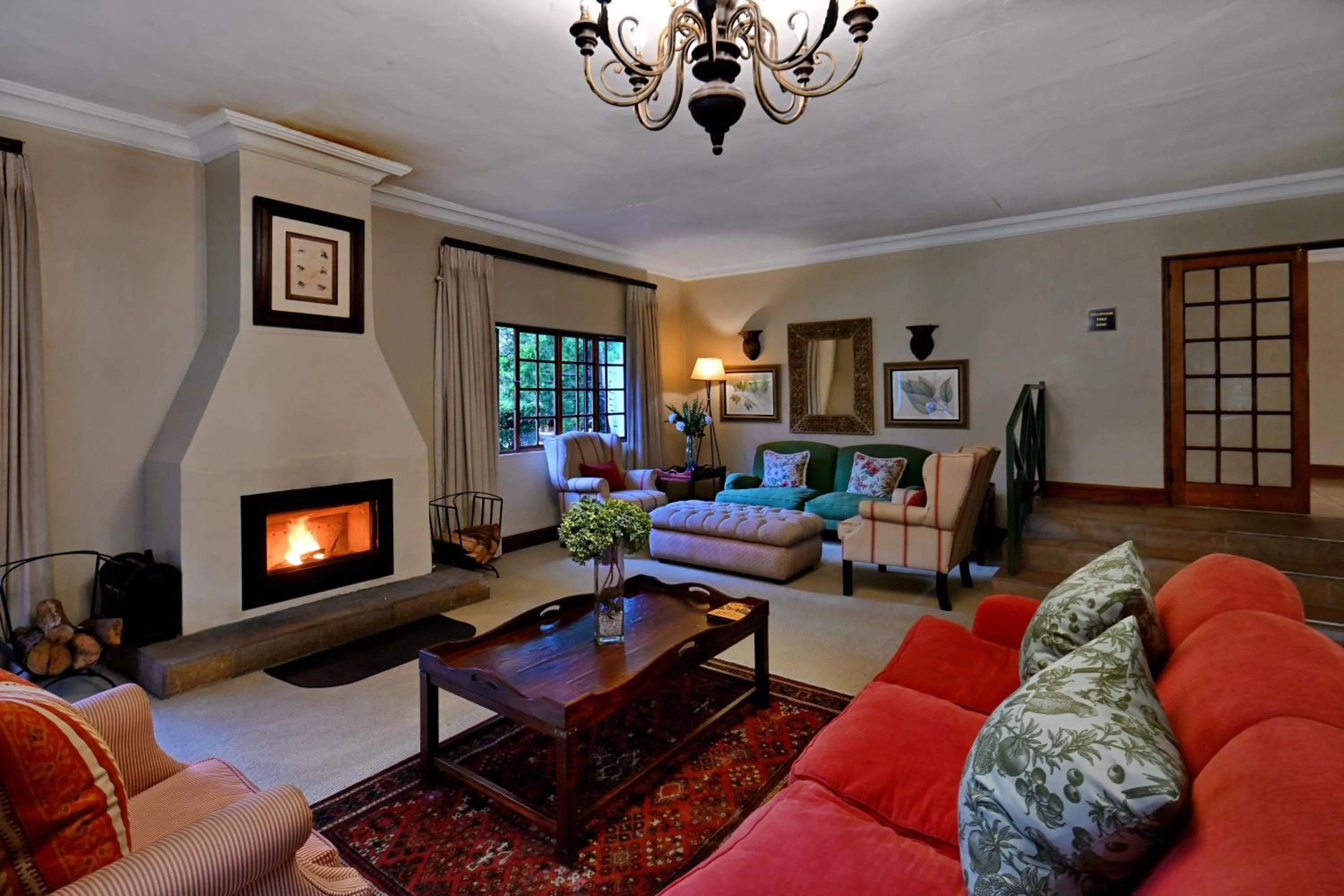 Champagne Castle Hotel