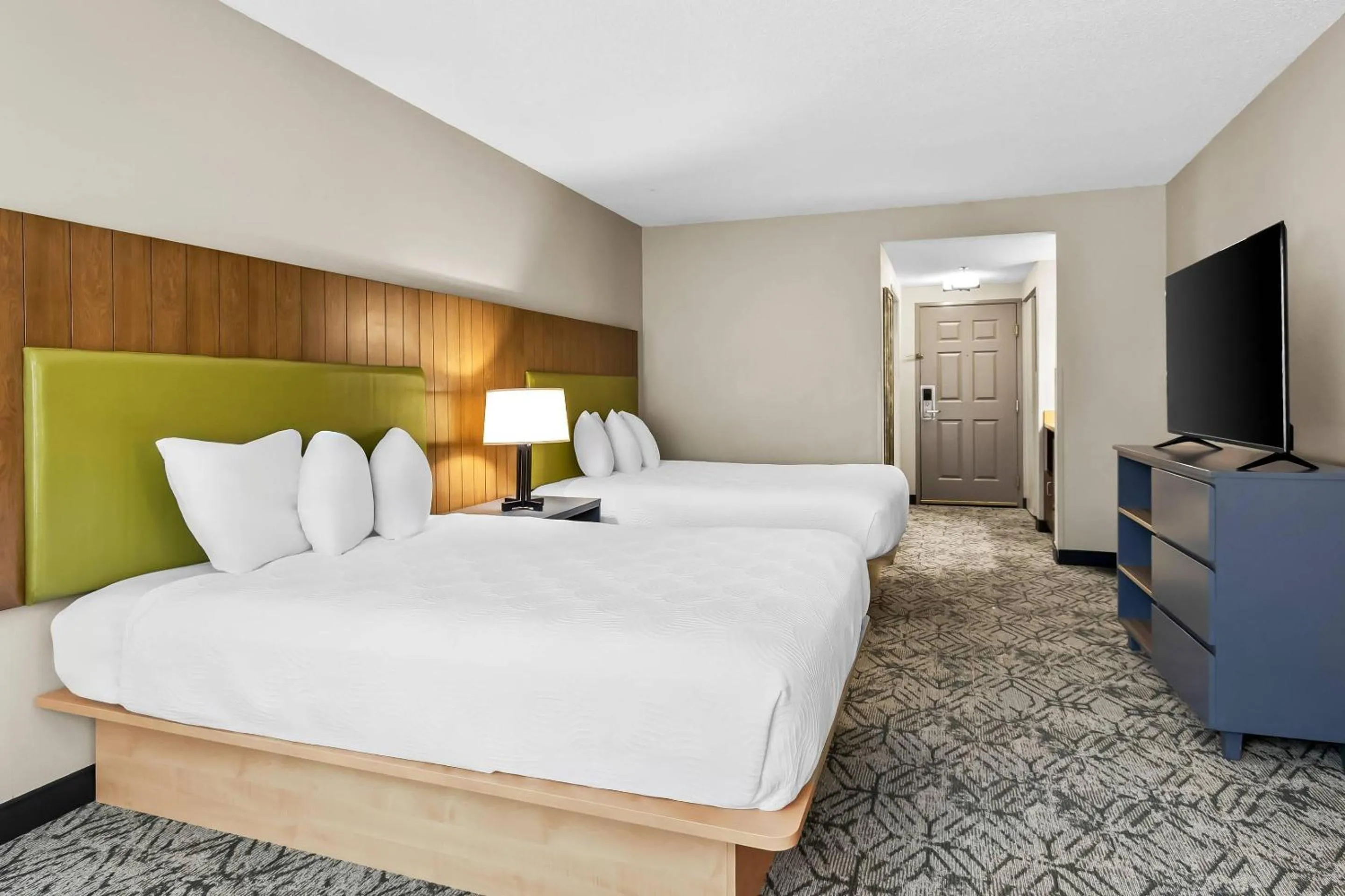 Bedroom, Bed in Country Inn & Suites By Radisson, Charleston North, SC