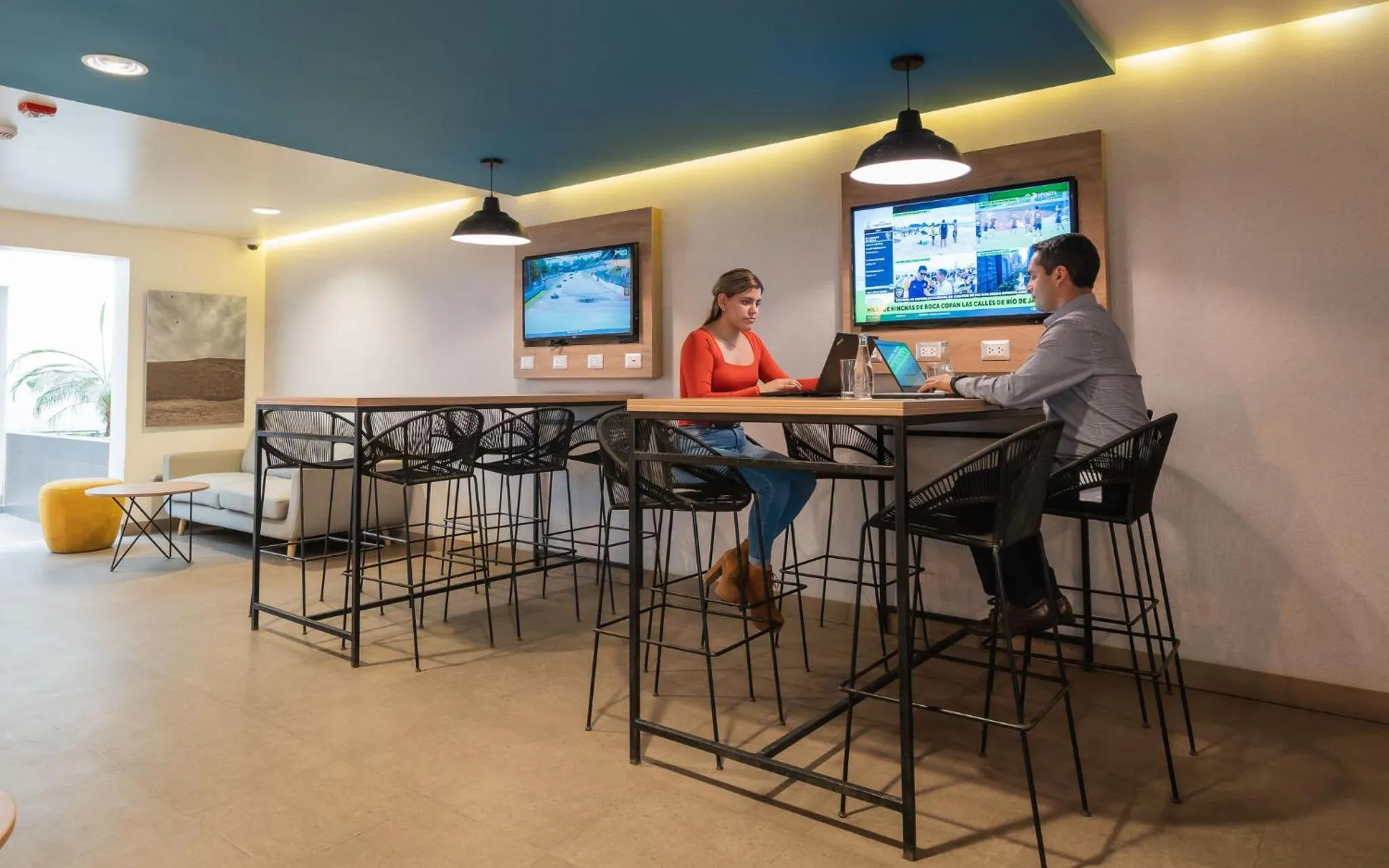 Seating area in Casa Andina Standard Trujillo Plaza