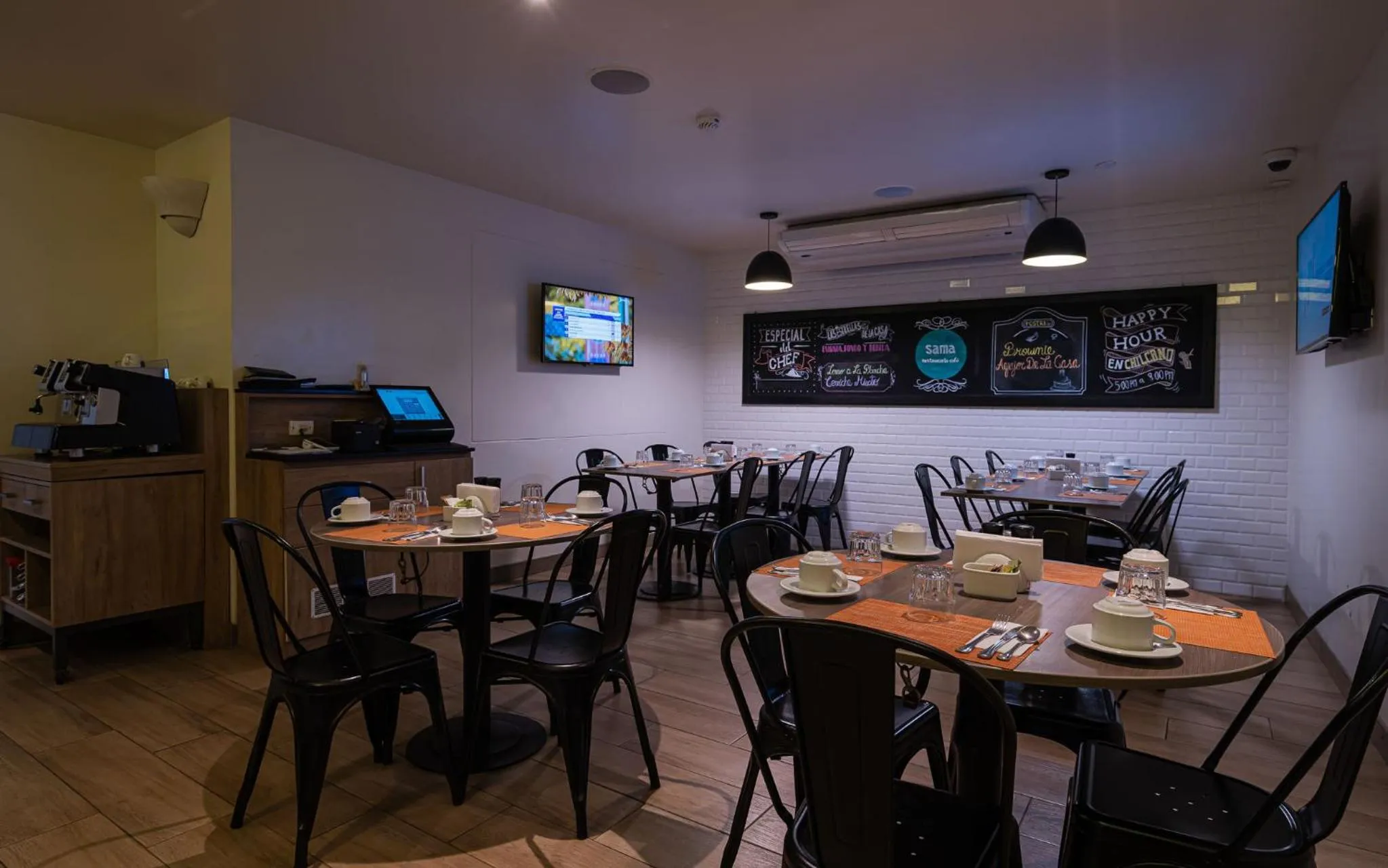 Buffet breakfast in Casa Andina Standard Trujillo Plaza