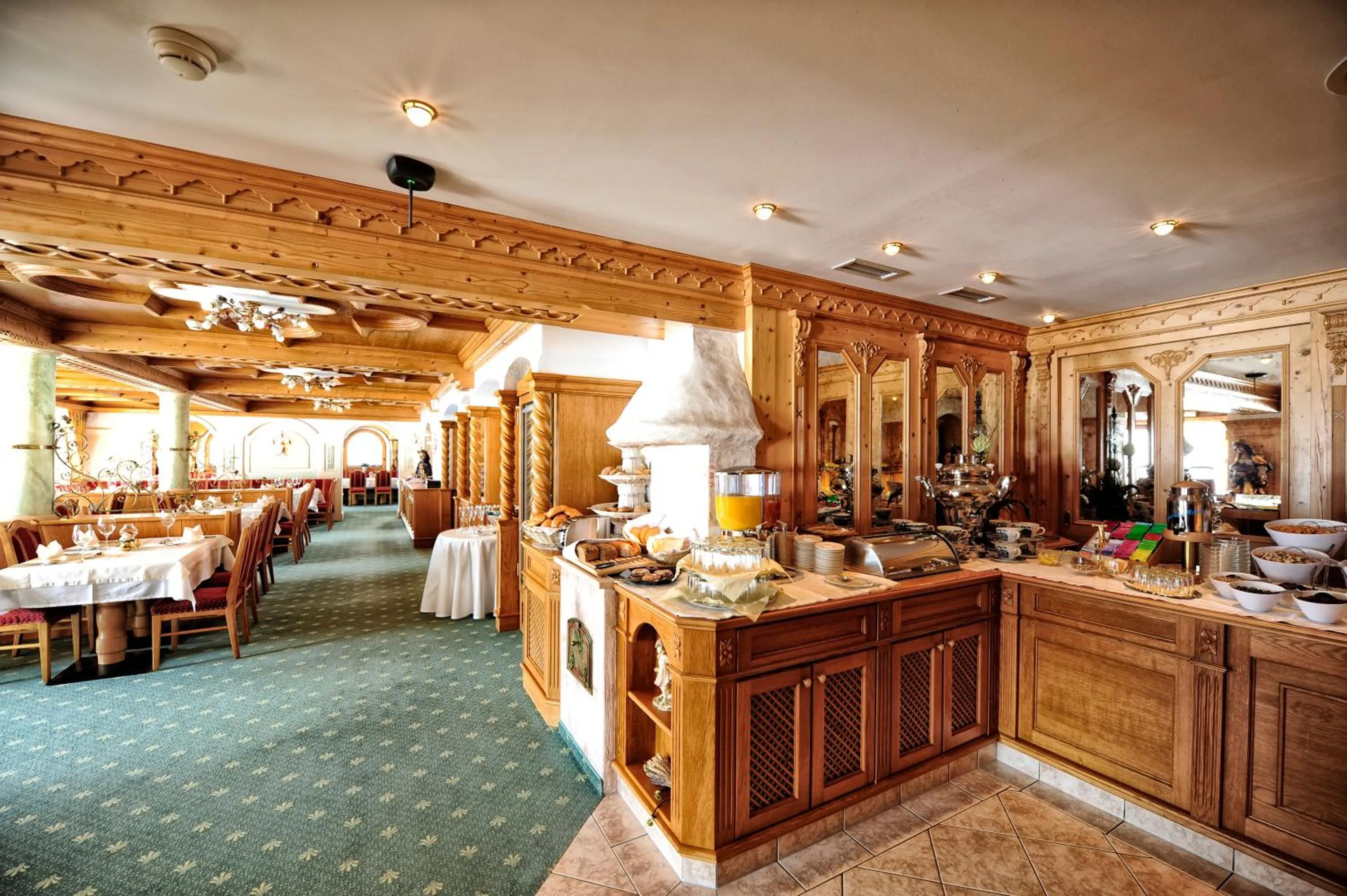 Restaurant/places to eat in Hotel Verwall