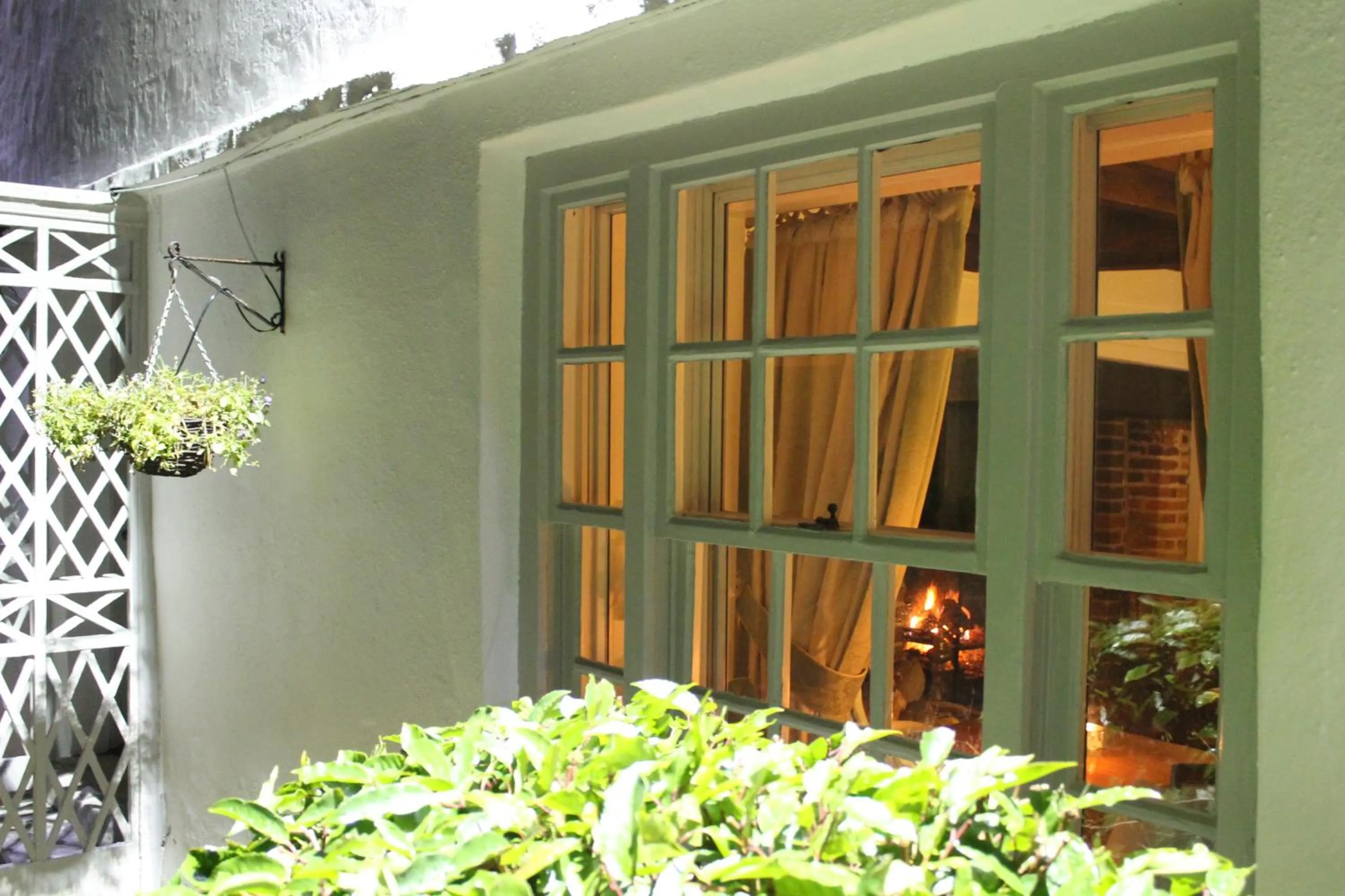 Day in Chequers Hotel