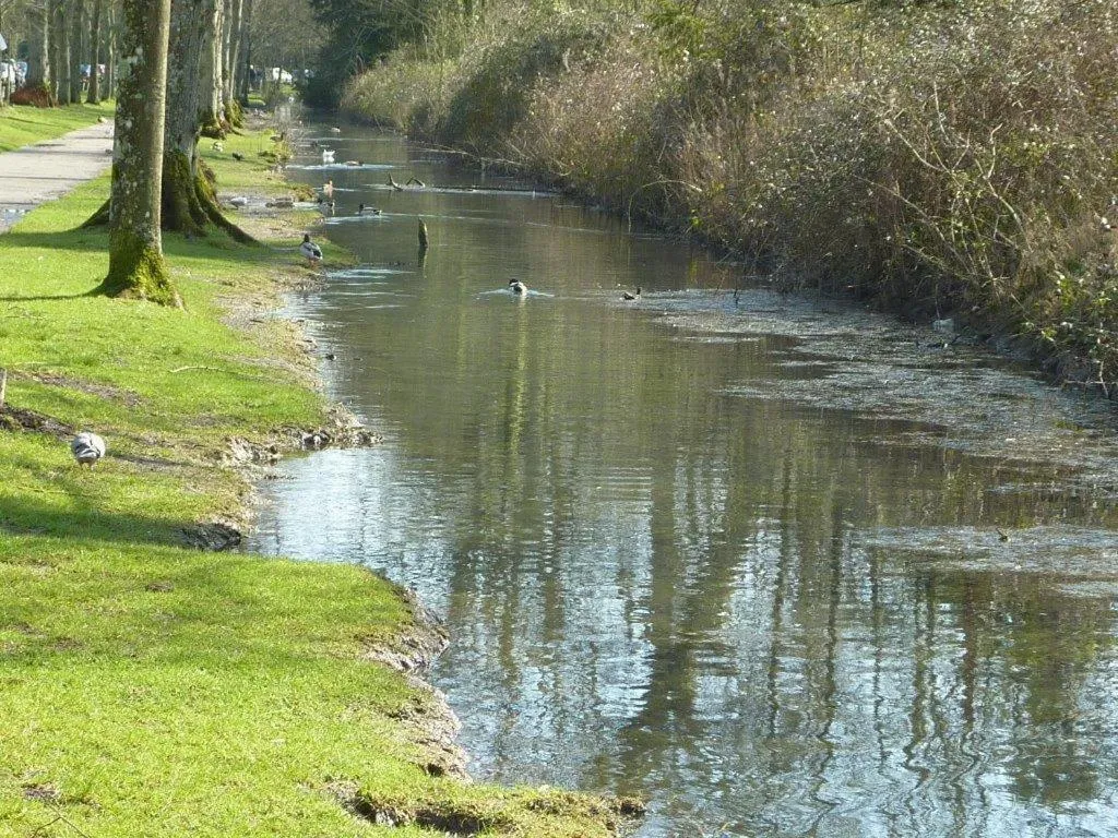 Day in Chequers Hotel