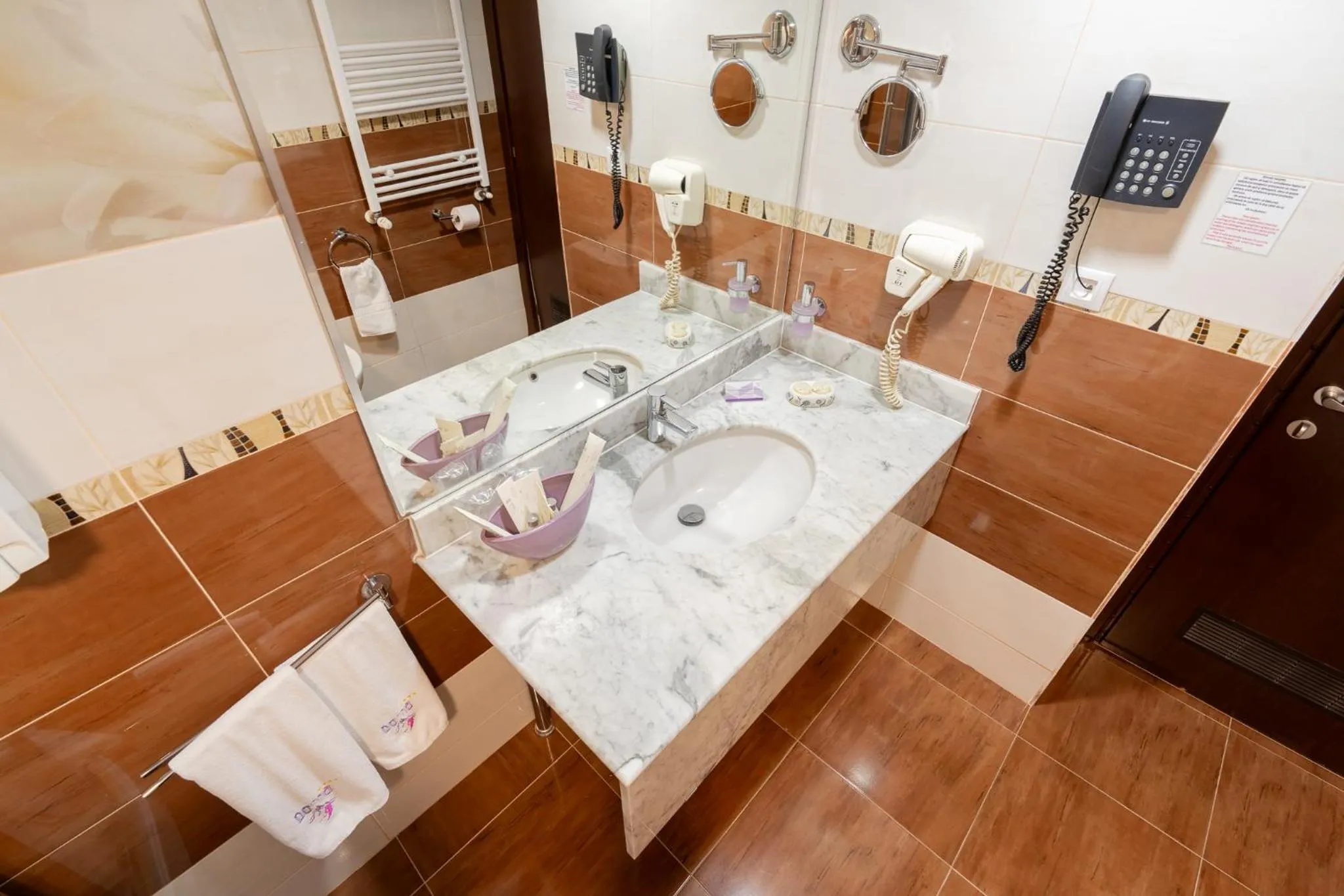 Bathroom in Hotel Dorna