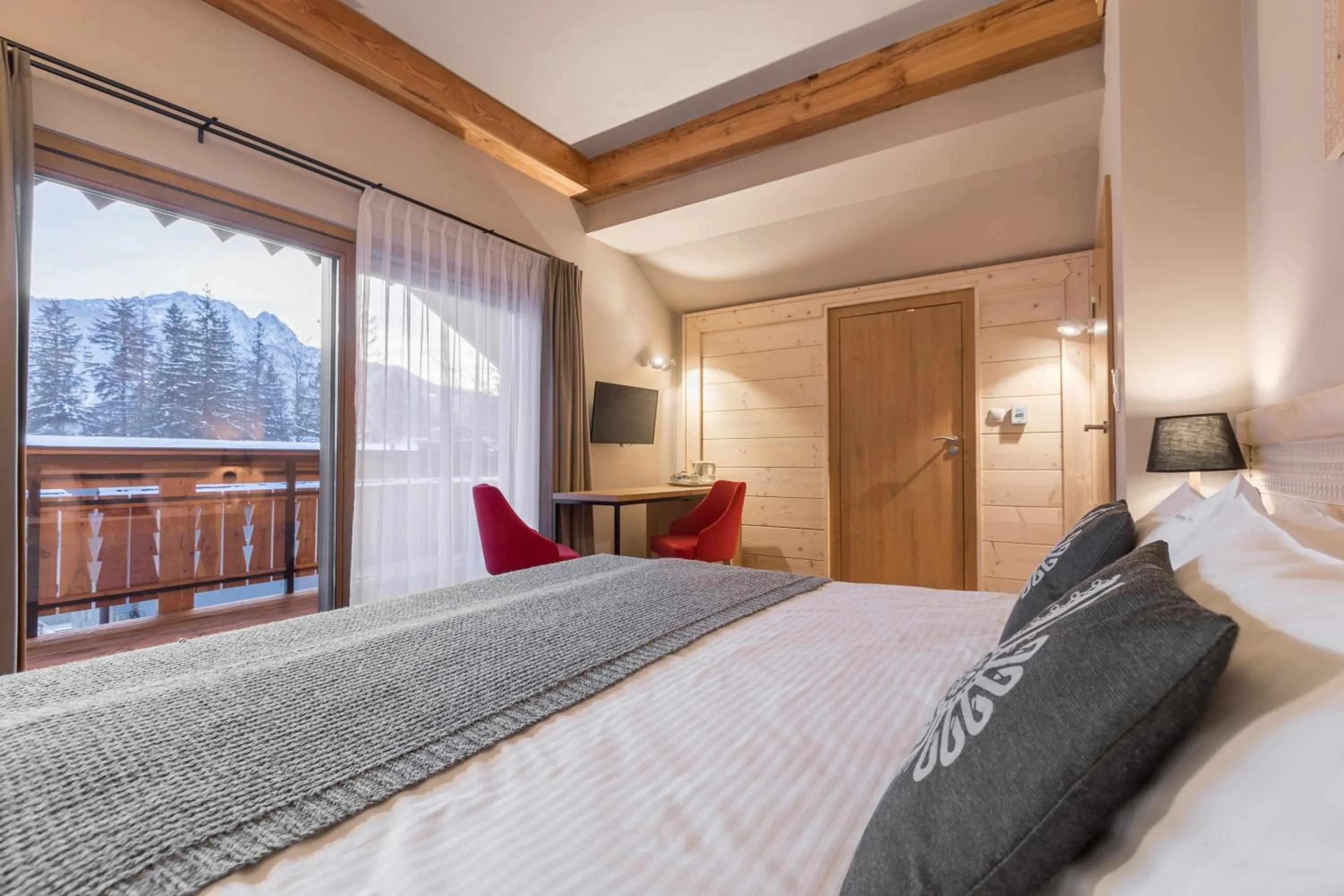 Mountain view, Bed in Hotel Foluszowy Potok