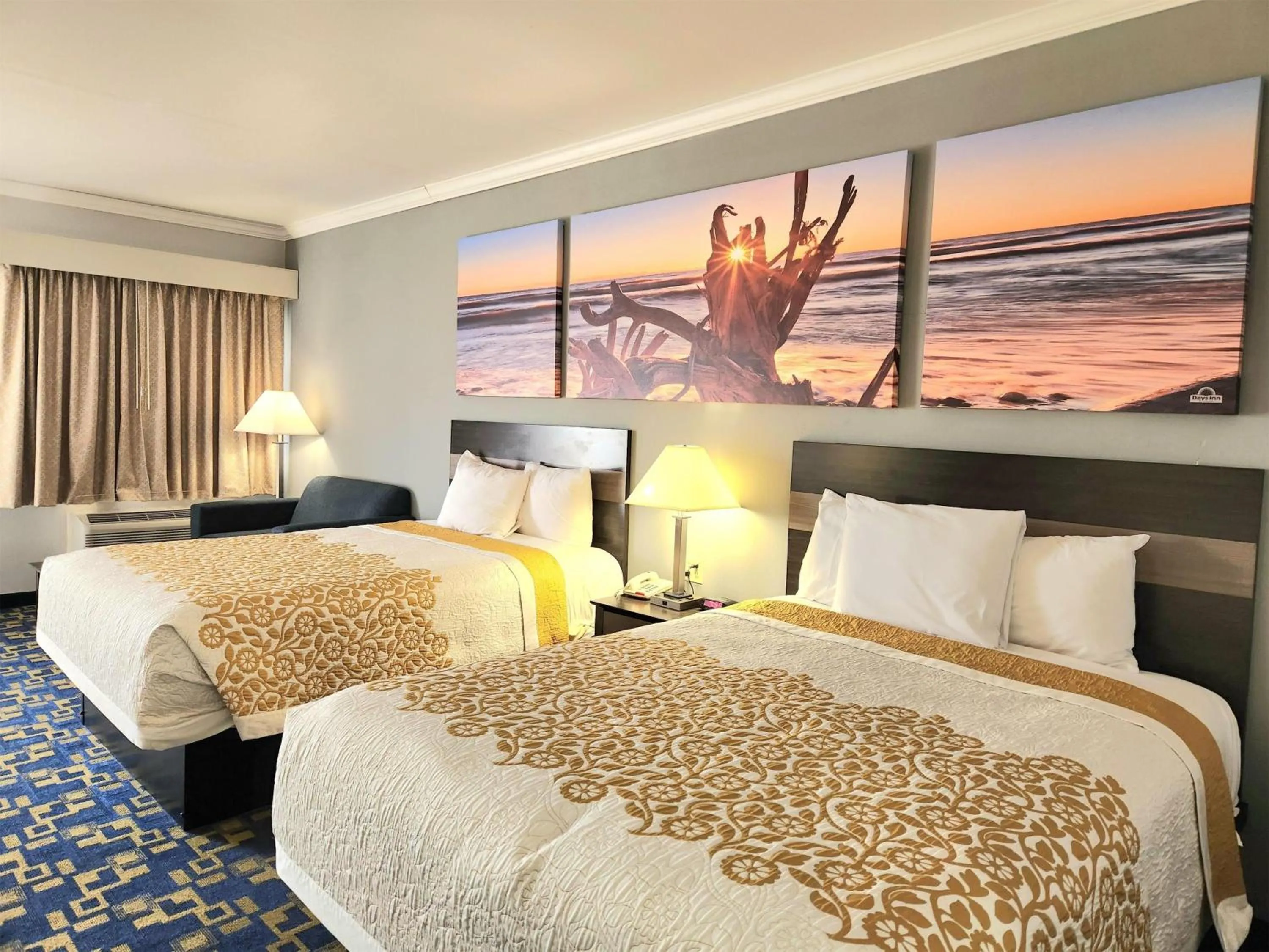 Photo of the whole room in Days Inn by Wyndham Robstown