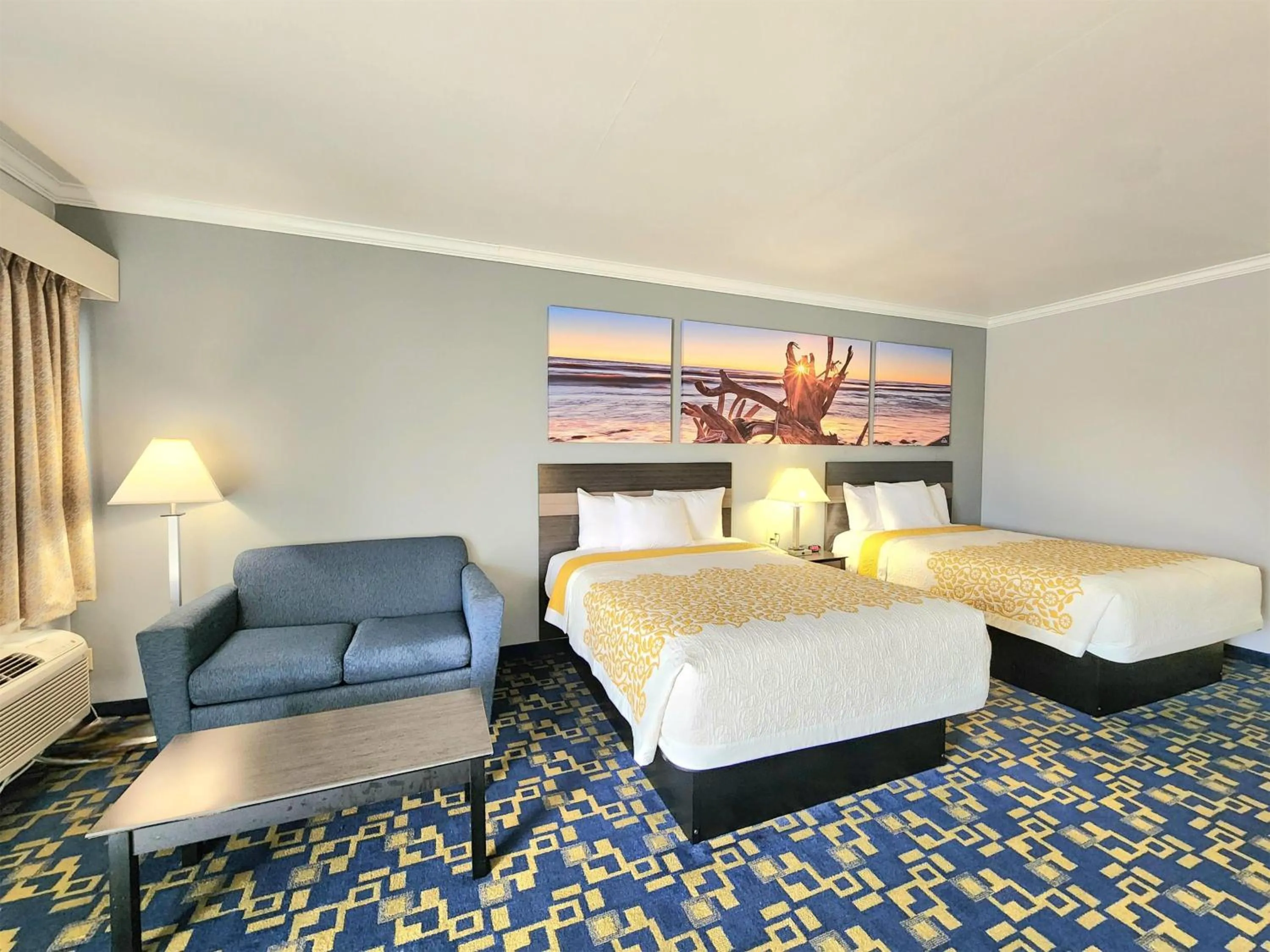 Photo of the whole room in Days Inn by Wyndham Robstown