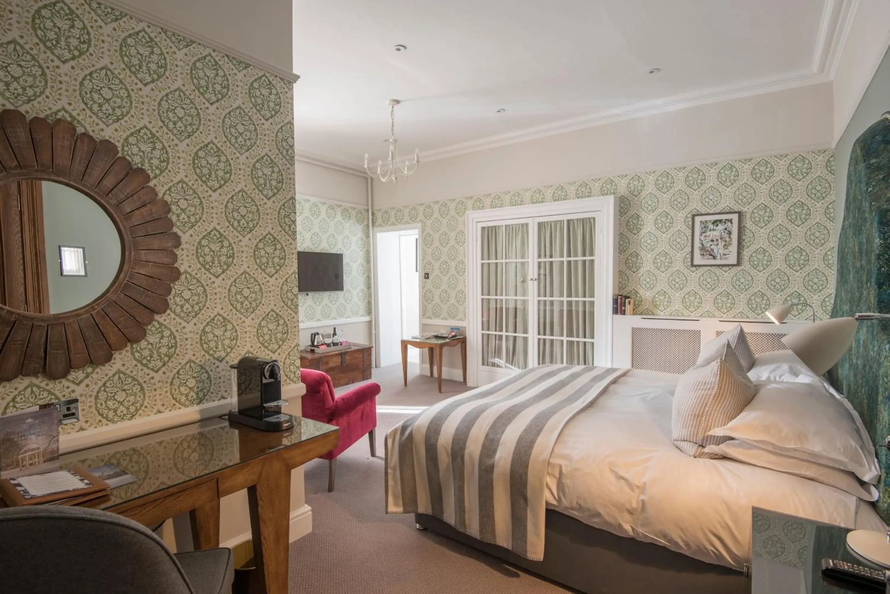 Deluxe Garden Double Room - single occupancy in Wentbridge House Hotel Deluxe Garden Double Room - single occupancy in Wentbridge House Hotel