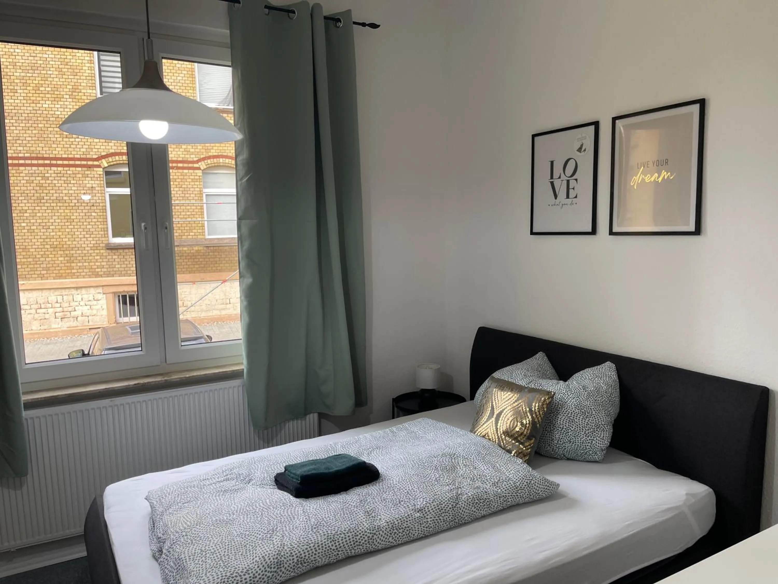 Bed in Gäste-Liesel Göttingen