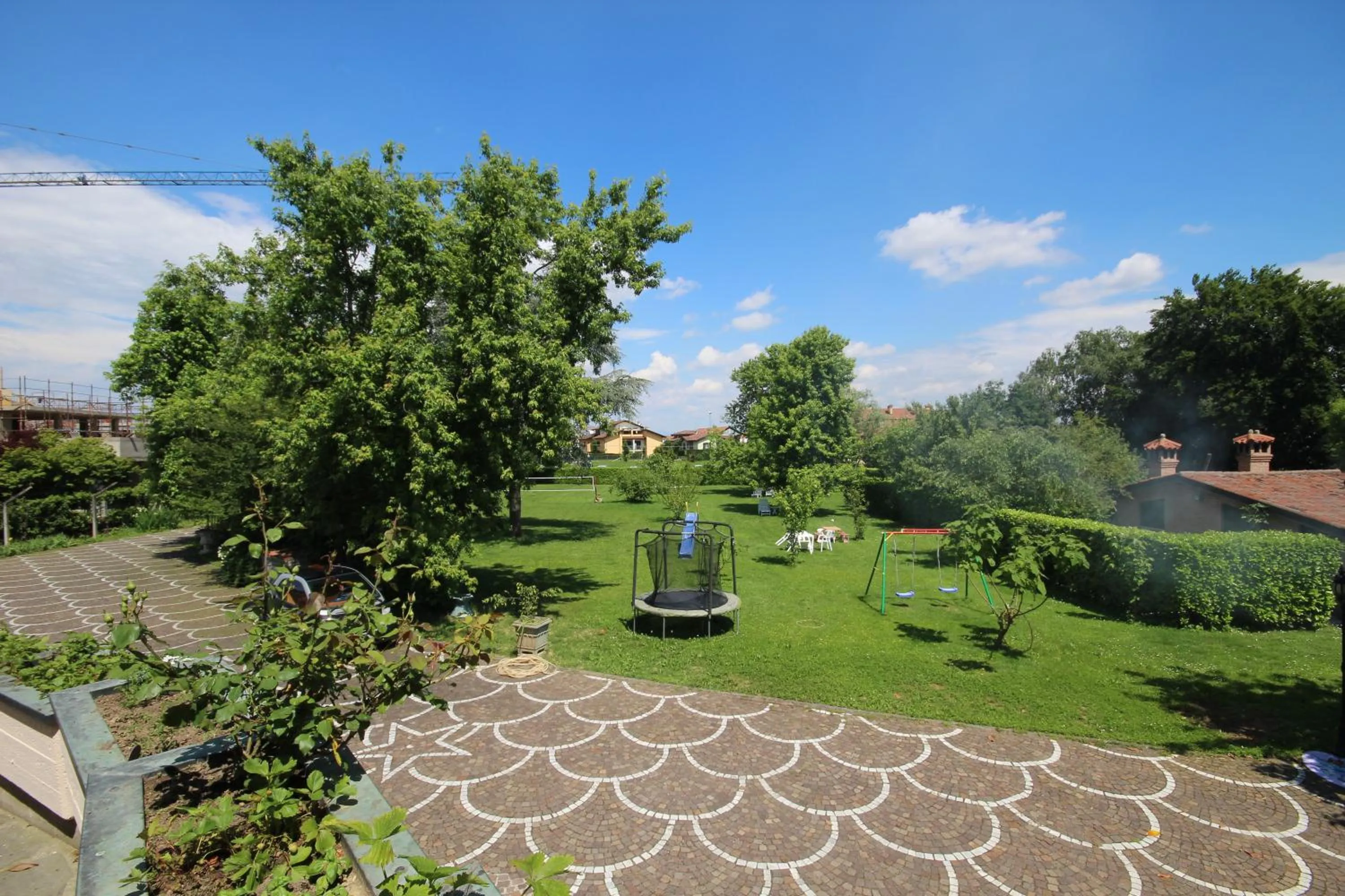 Garden in B&B Family First